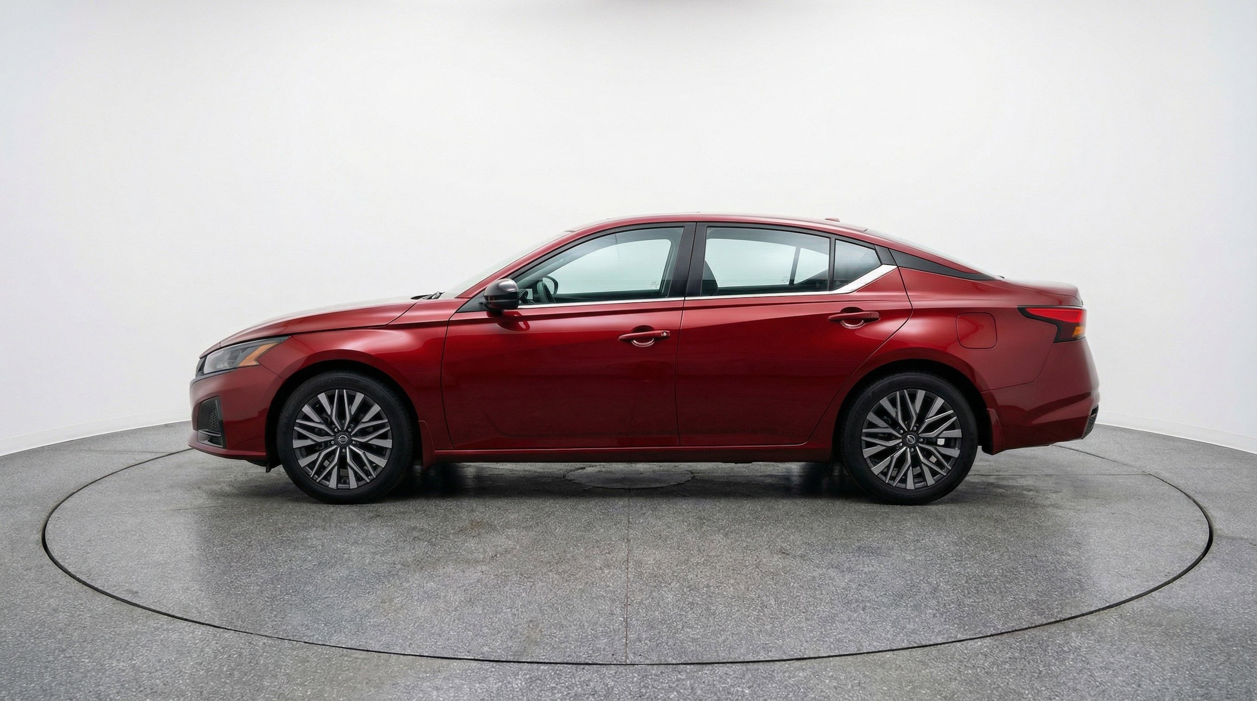 Thumbnail: 2025 Nissan Altima - 5