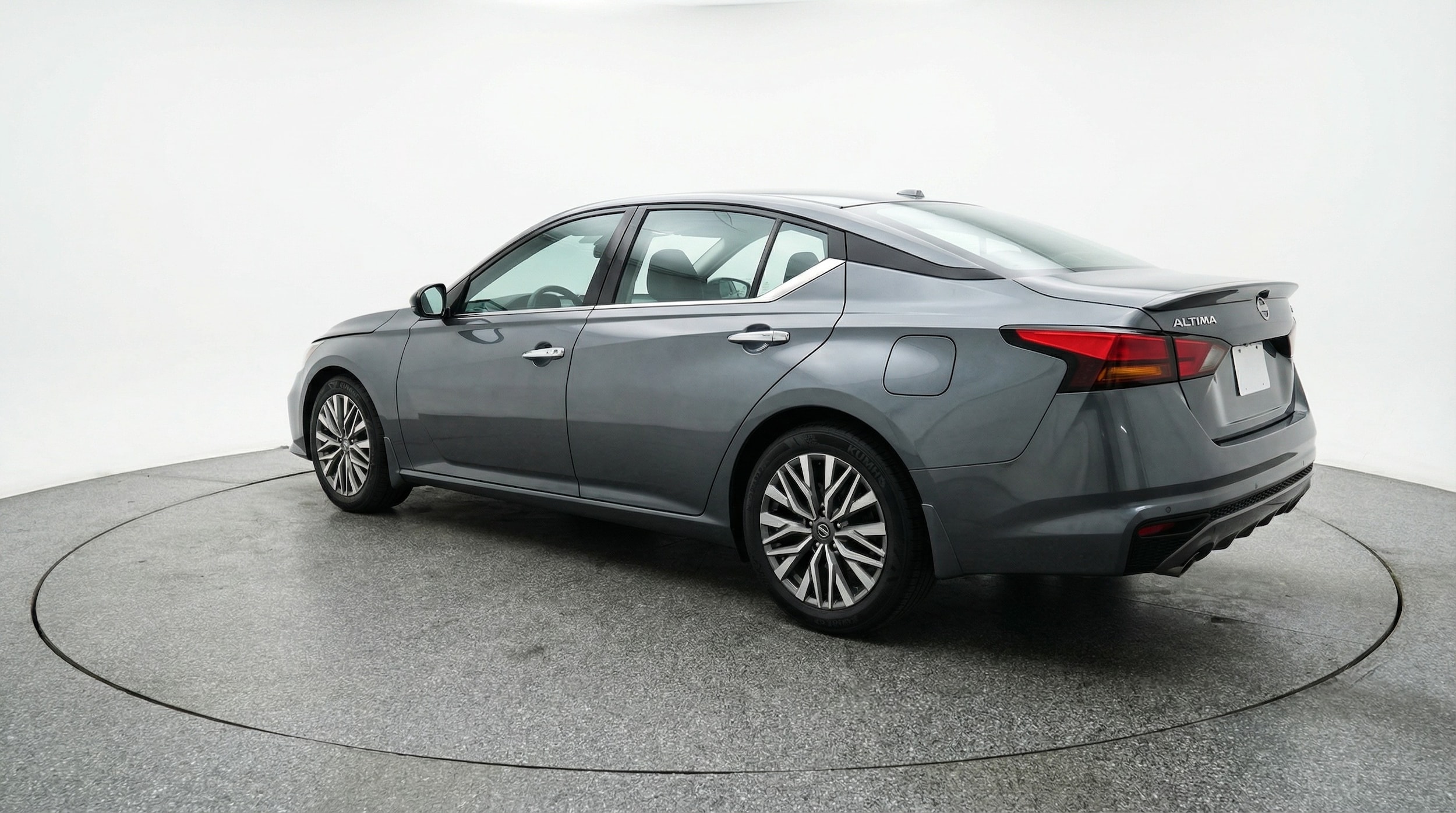 Thumbnail: 2025 Nissan Altima - 5