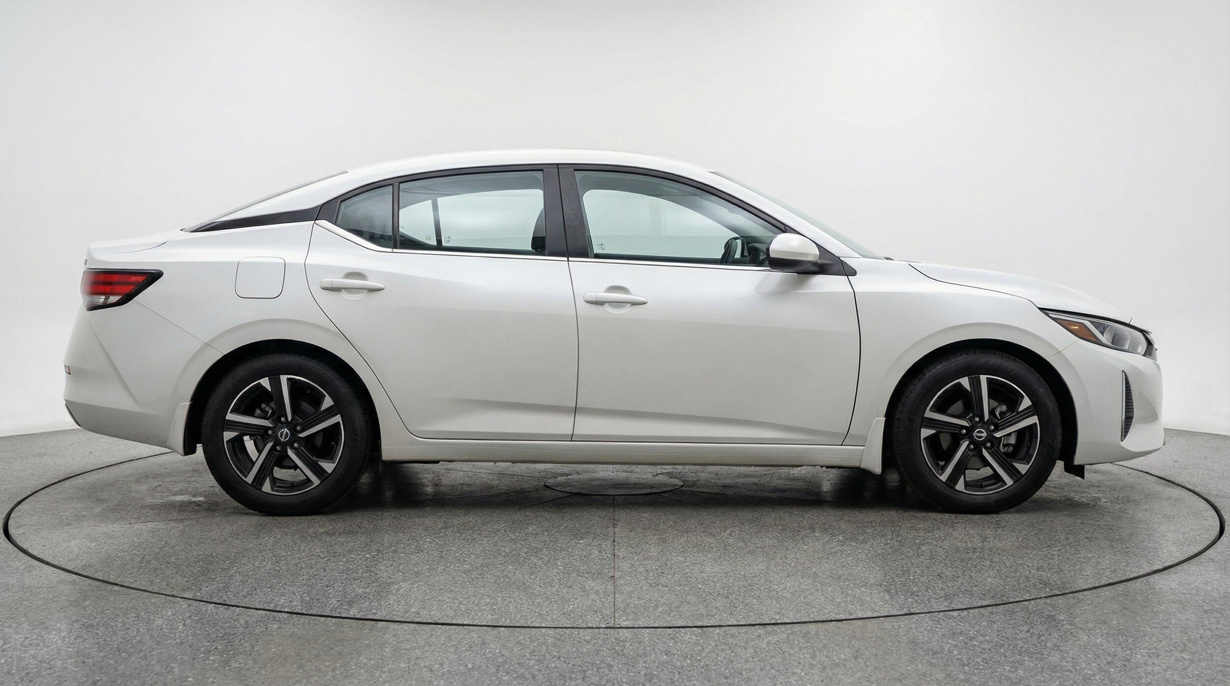 Thumbnail: 2025 Nissan Sentra - 11