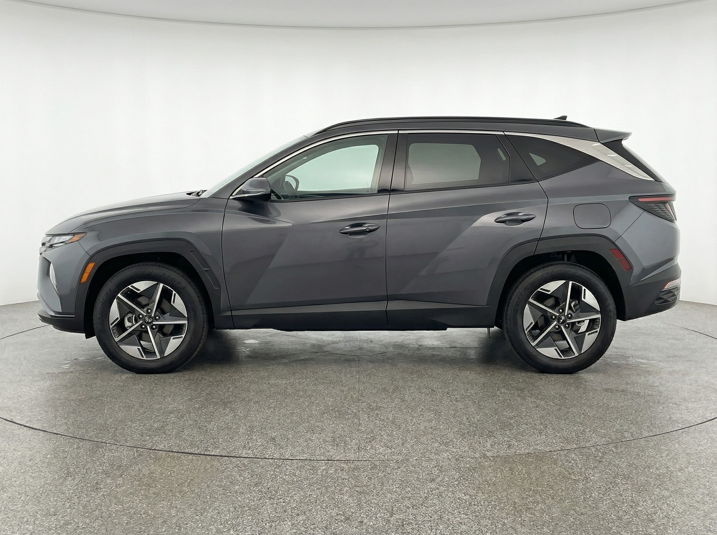 Thumbnail: 2025 Hyundai Tucson - 4