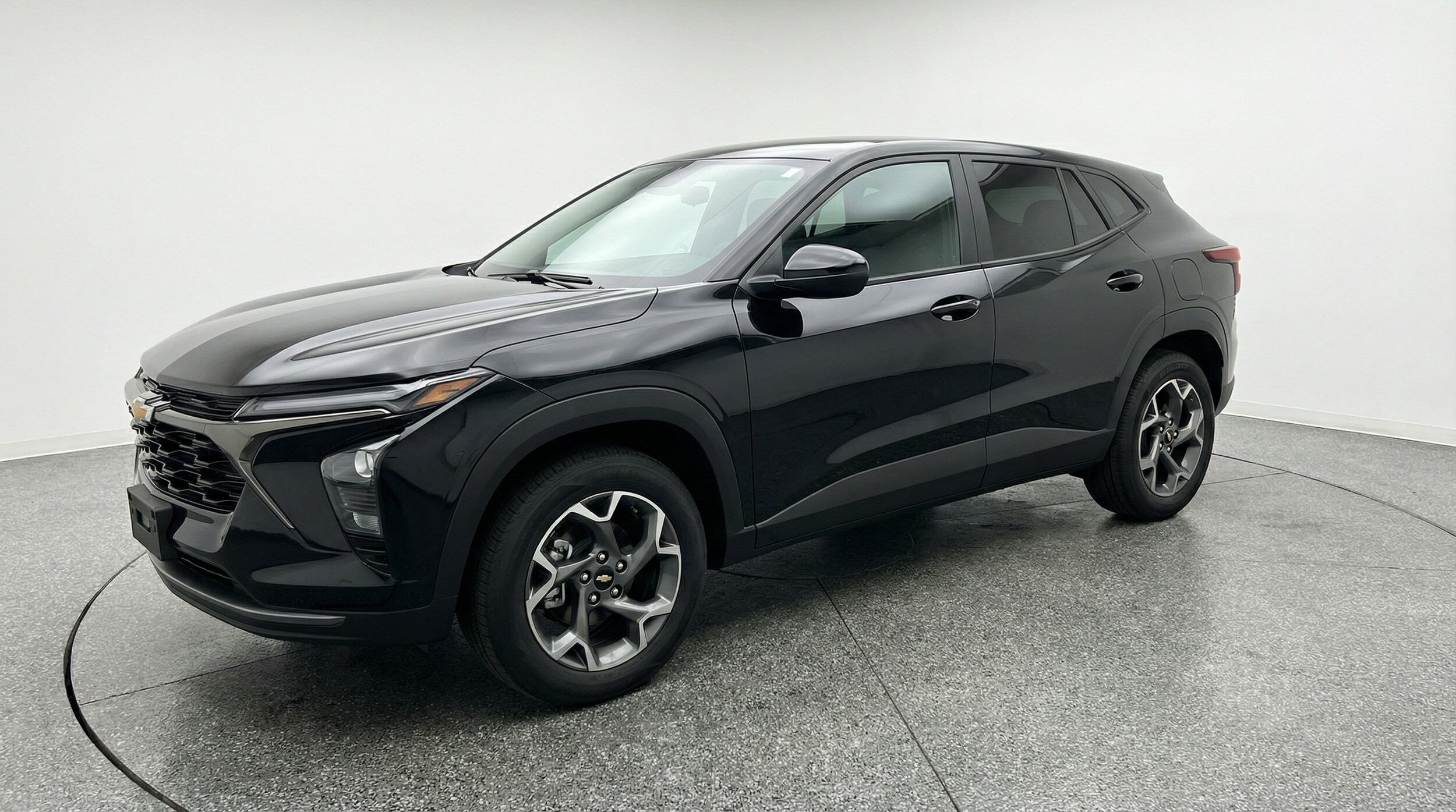 Thumbnail: 2025 Chevrolet Trax - 3