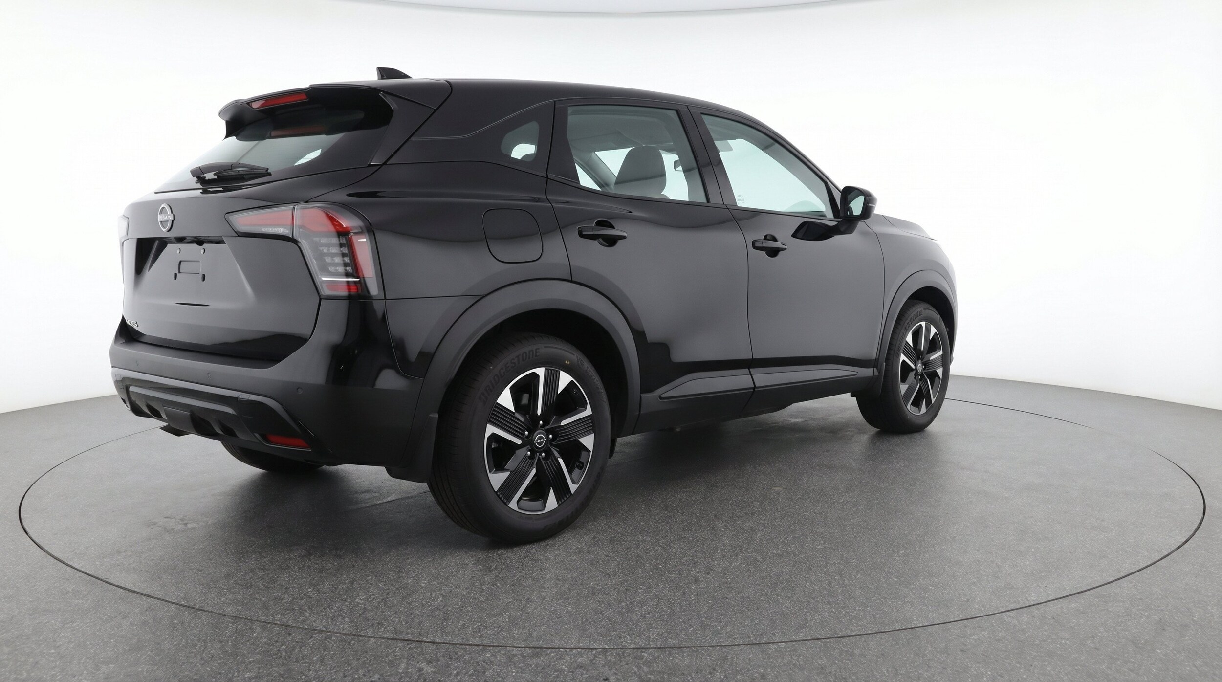 Thumbnail: 2026 Nissan Kicks - 9