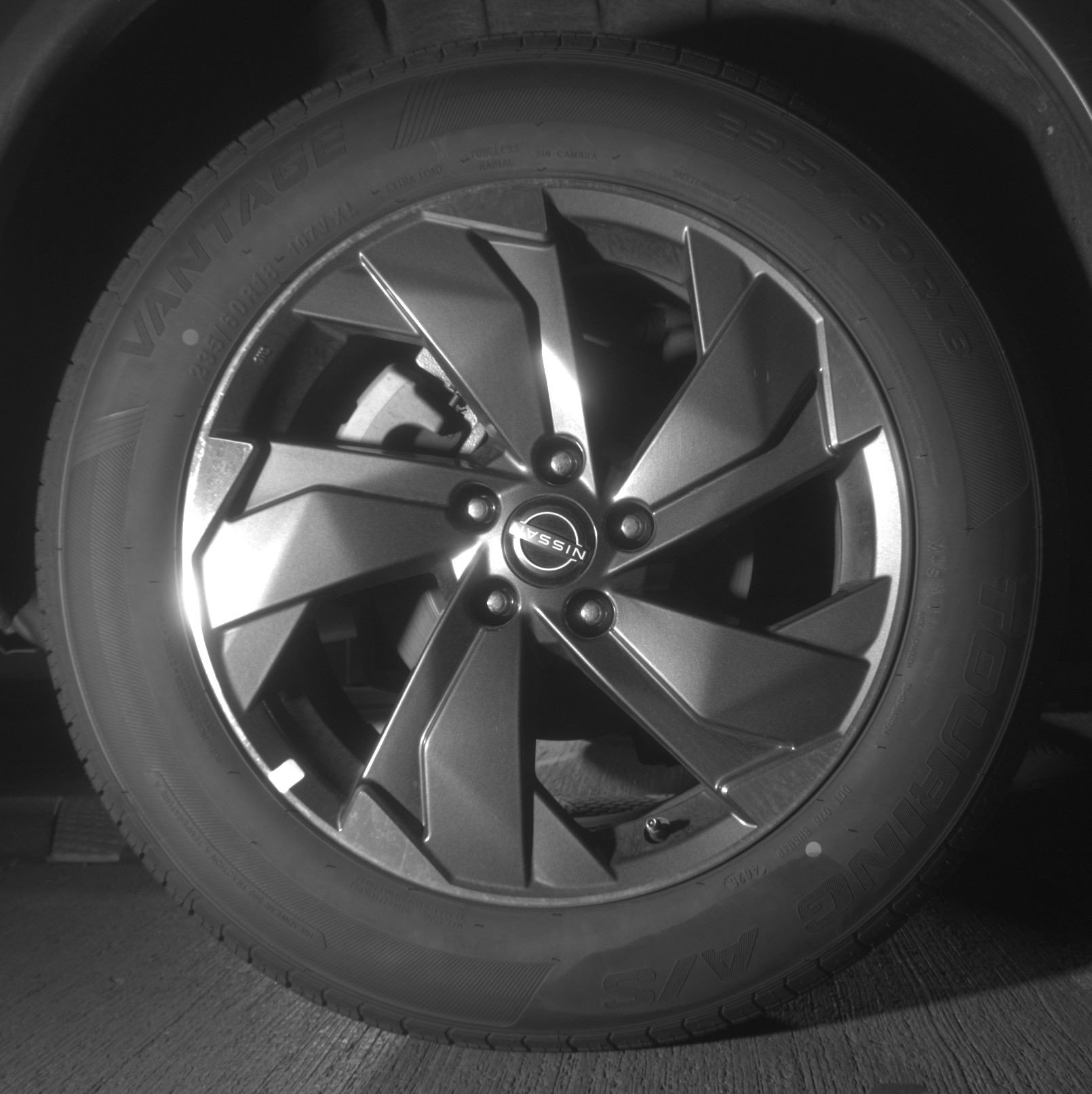Thumbnail: 2025 Nissan Rogue - 15