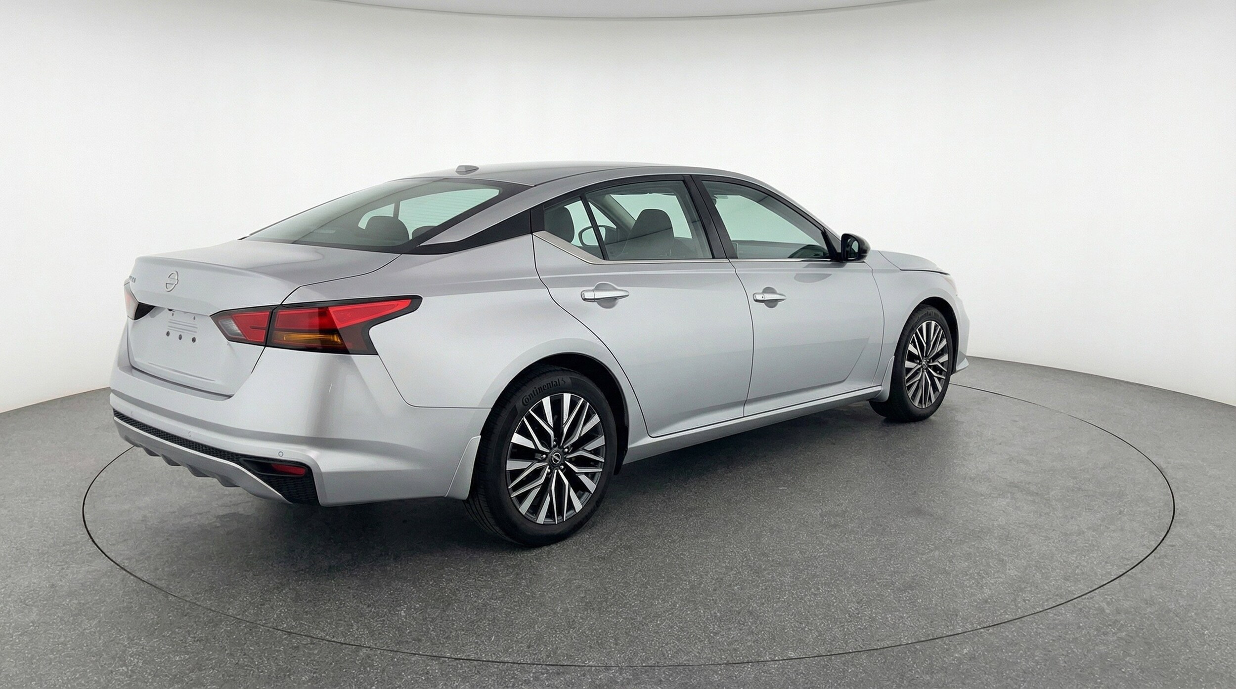 Thumbnail: 2025 Nissan Altima - 9