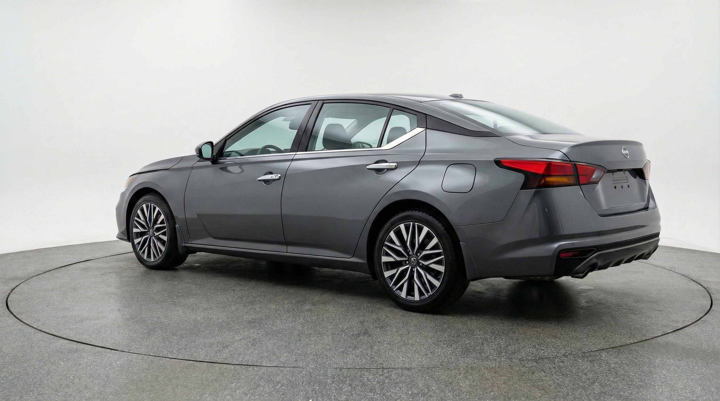 Thumbnail: 2025 Nissan Altima - 6