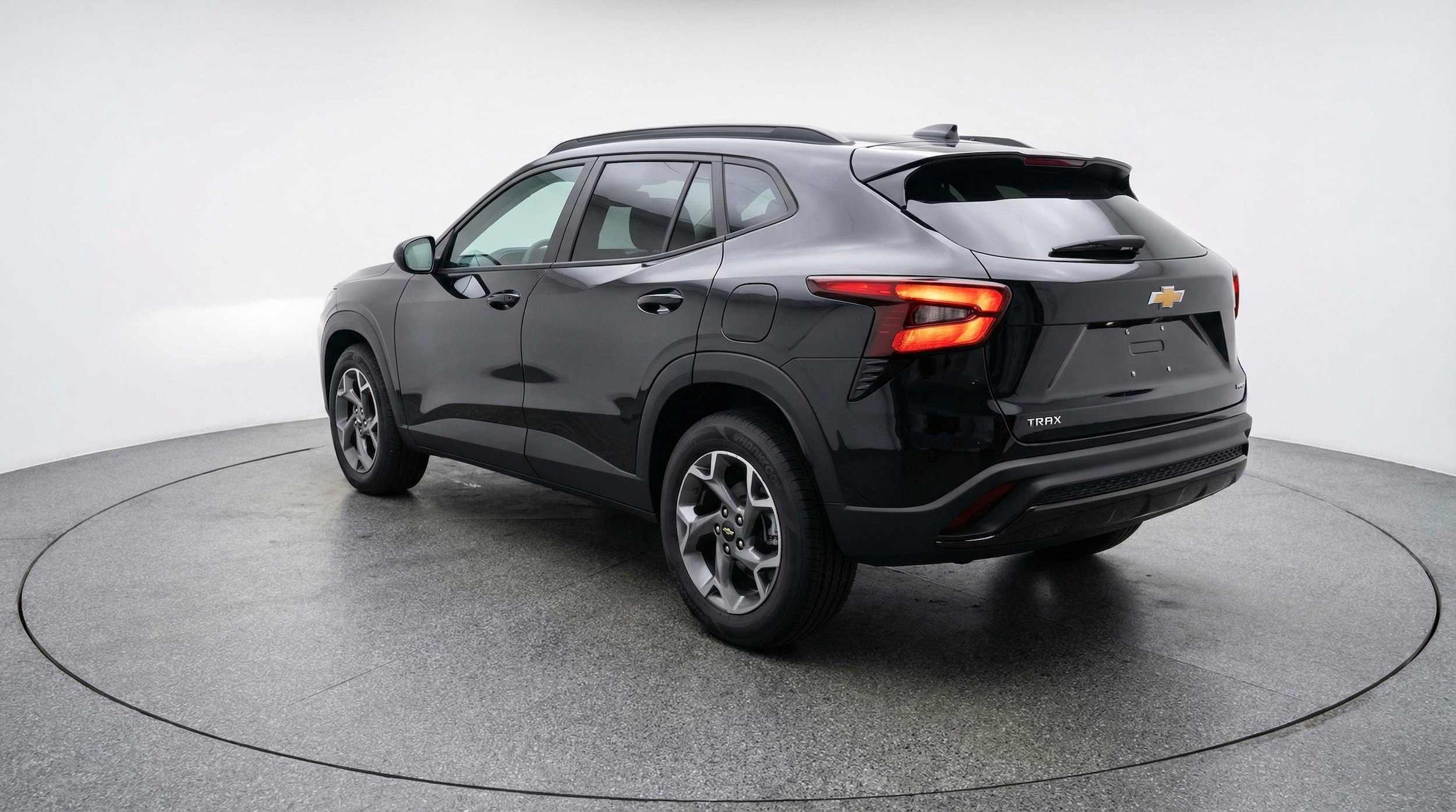 Thumbnail: 2025 Chevrolet Trax - 6