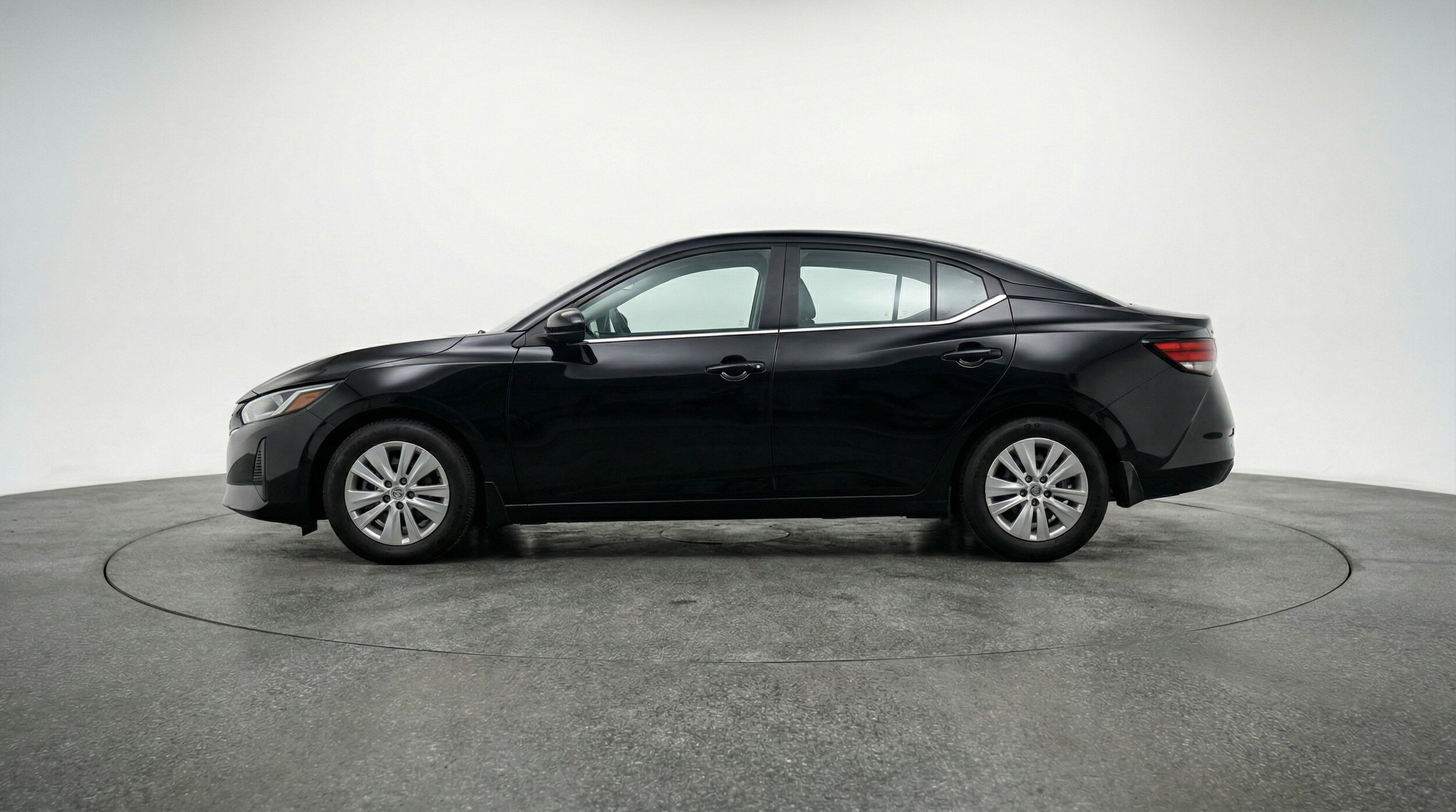 Thumbnail: 2025 Nissan Sentra - 4