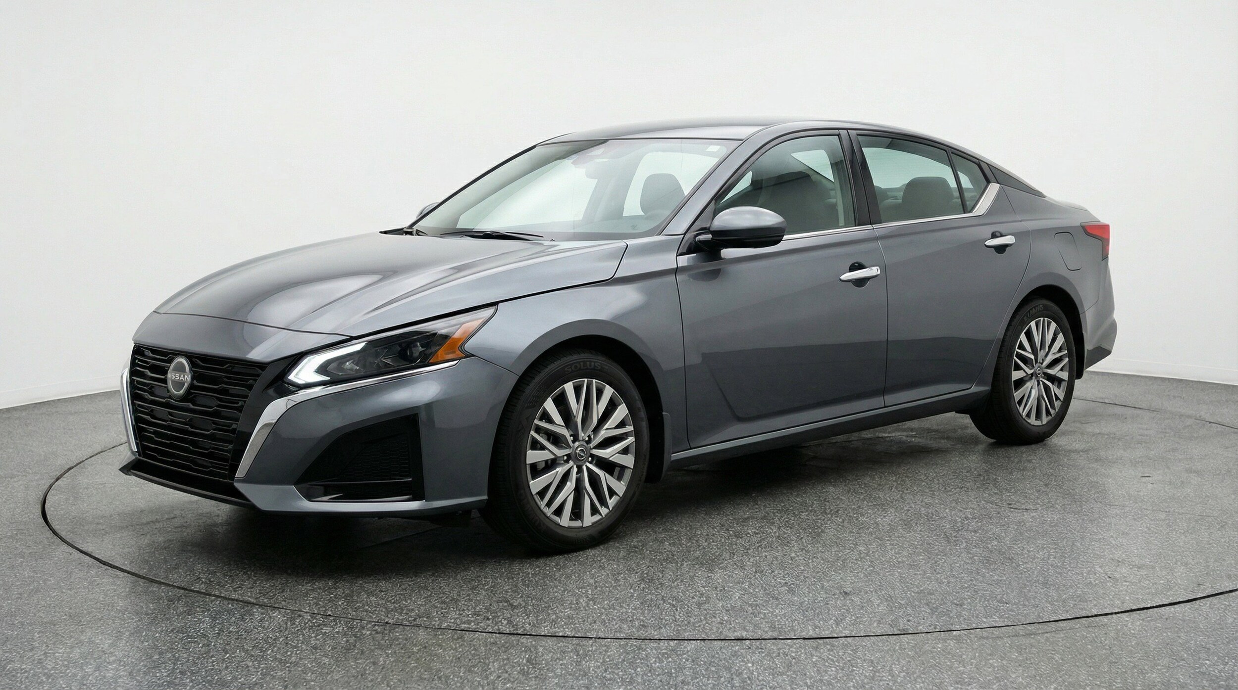 Thumbnail: 2025 Nissan Altima - 3