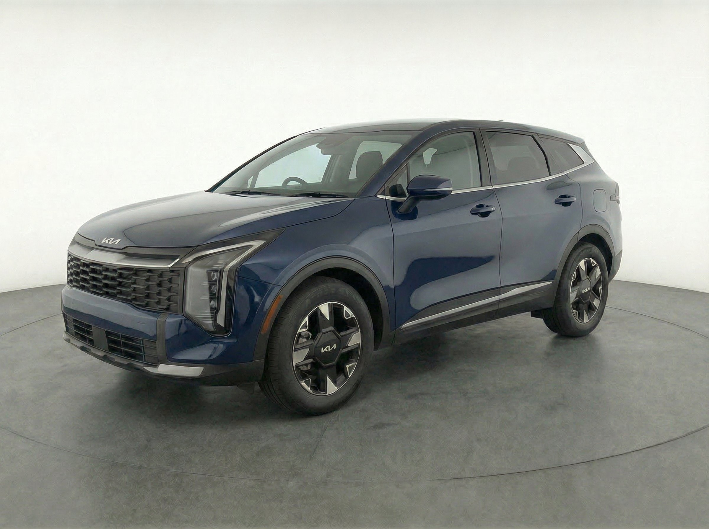 Thumbnail: 2026 Kia Sportage - 3