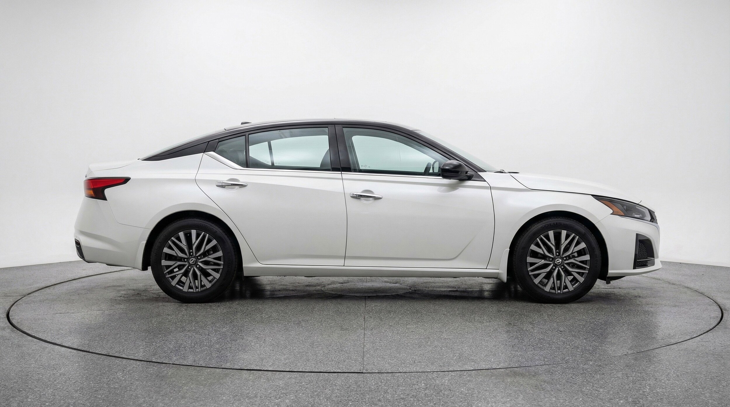 Thumbnail: 2025 Nissan Altima - 11