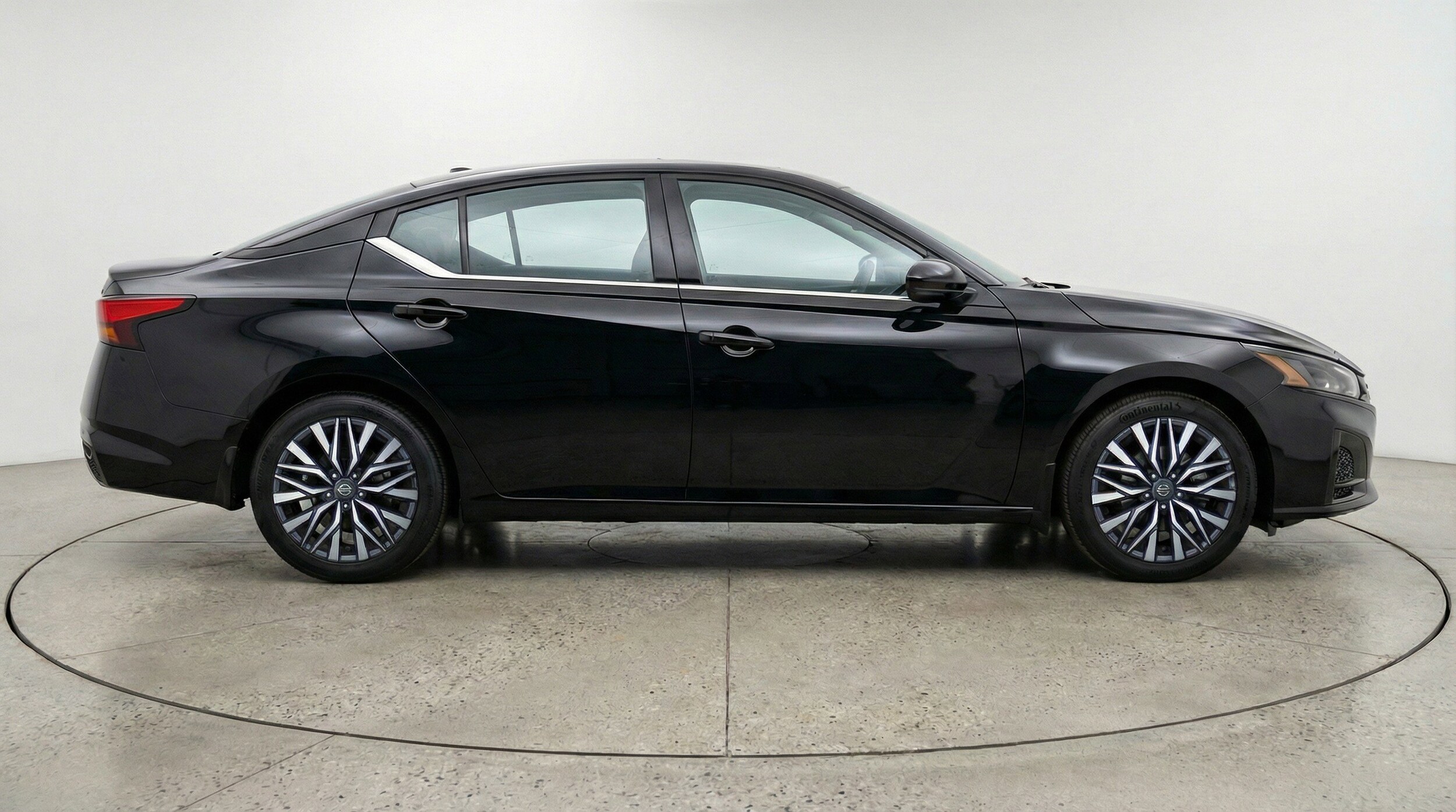 Thumbnail: 2025 Nissan Altima - 11