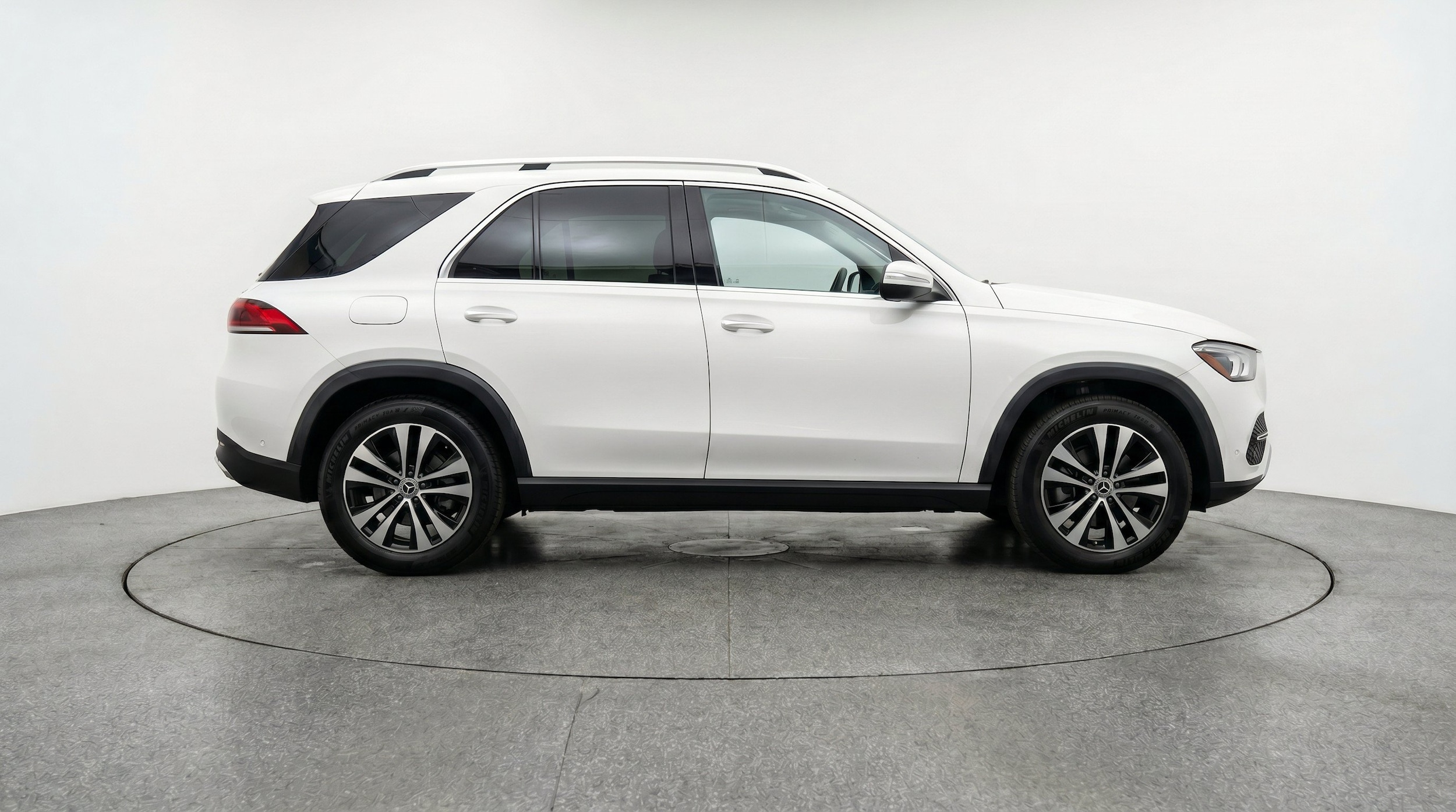 Thumbnail: 2026 Mercedes-Benz GLE - 11