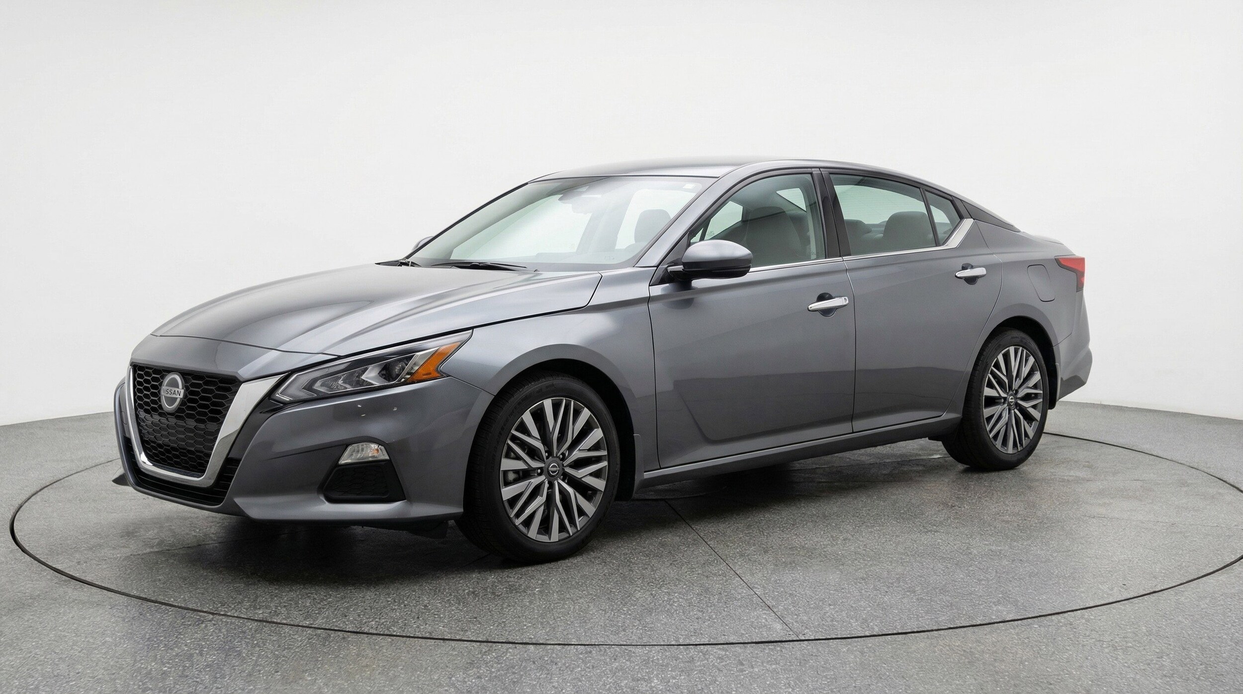 Thumbnail: 2025 Nissan Altima - 3