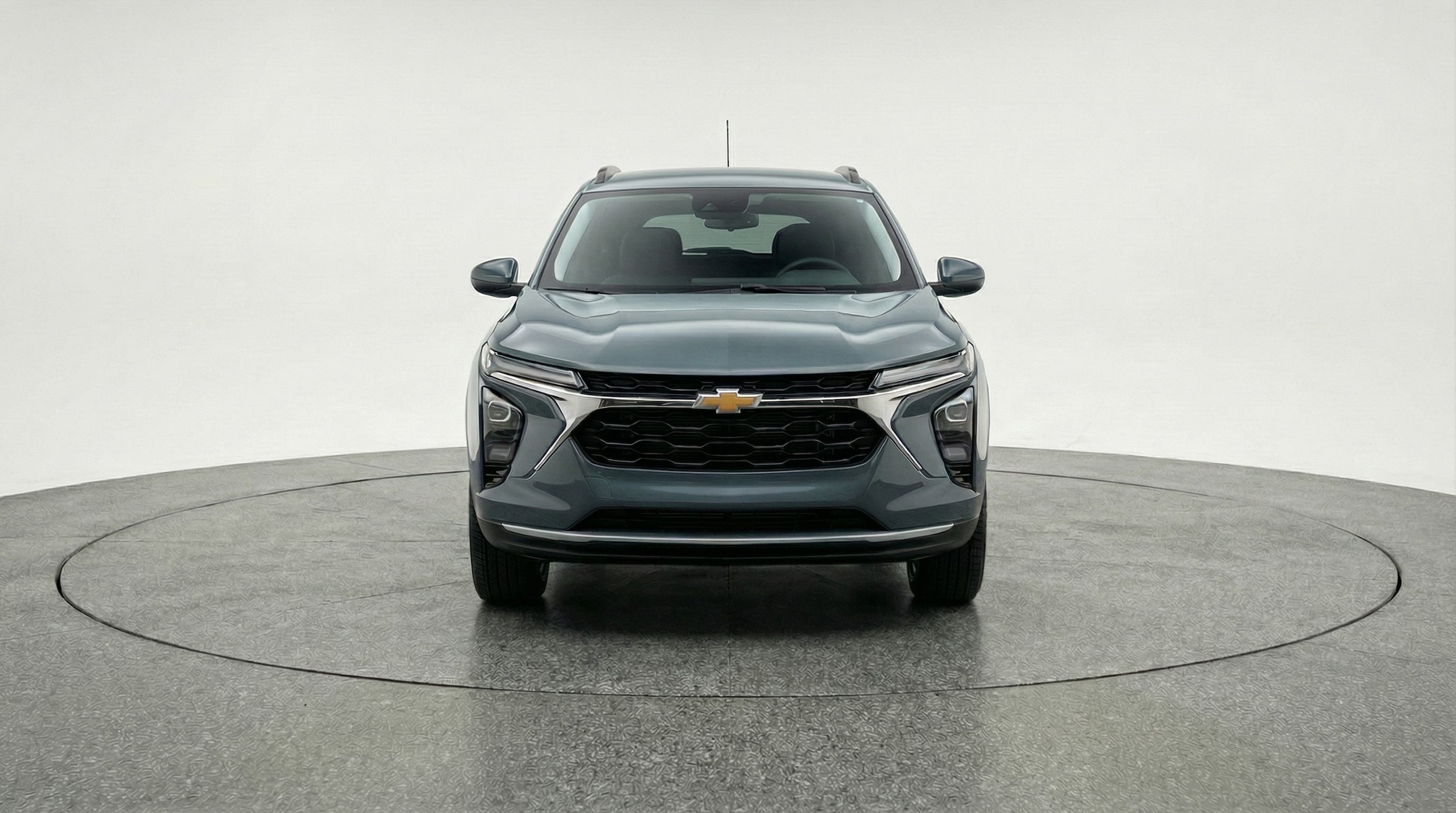 Thumbnail: 2025 Chevrolet Trax - 2