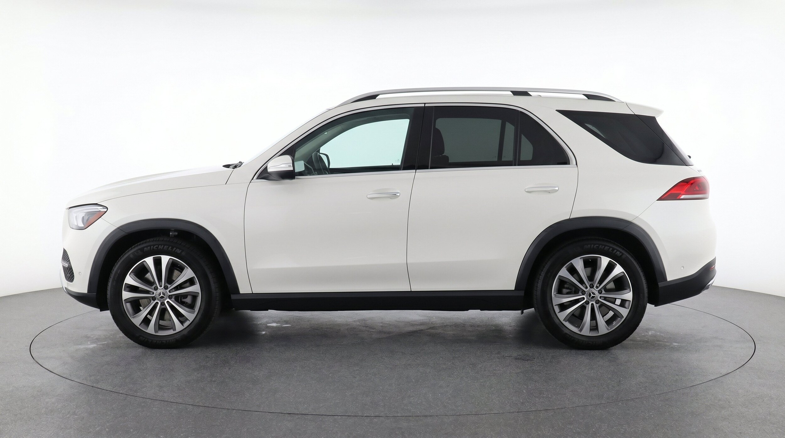 Thumbnail: 2026 Mercedes-Benz GLE - 5