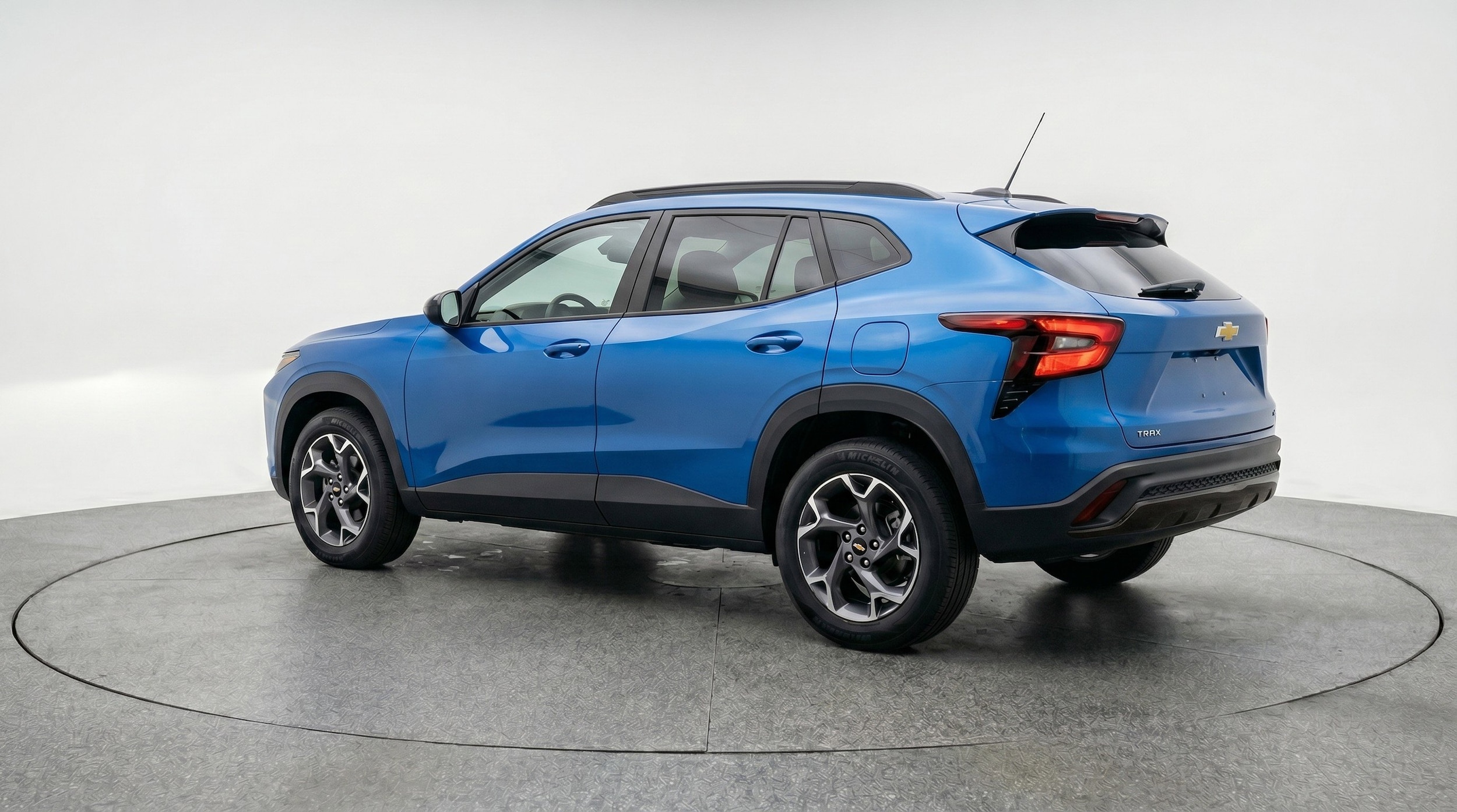 Thumbnail: 2025 Chevrolet Trax - 6