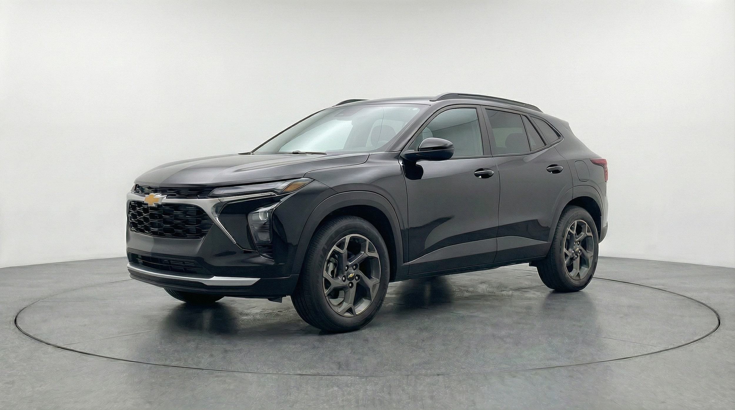 Thumbnail: 2025 Chevrolet Trax - 3