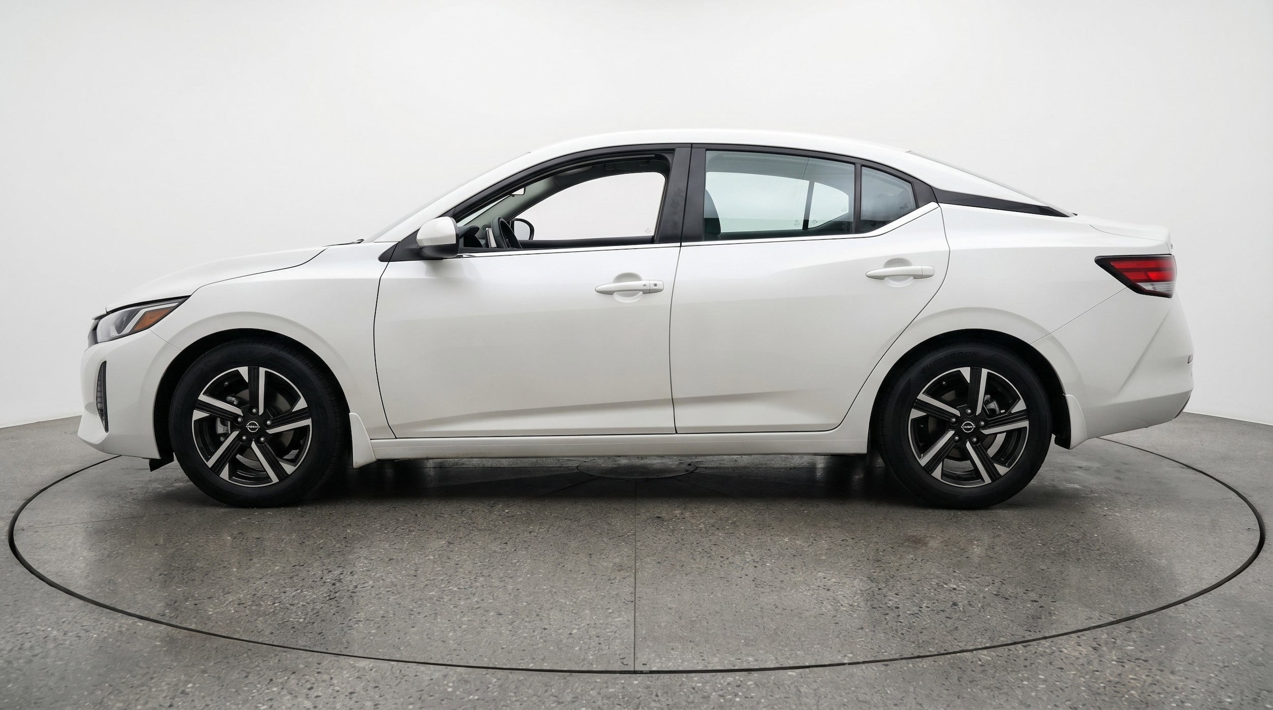 Thumbnail: 2025 Nissan Sentra - 5