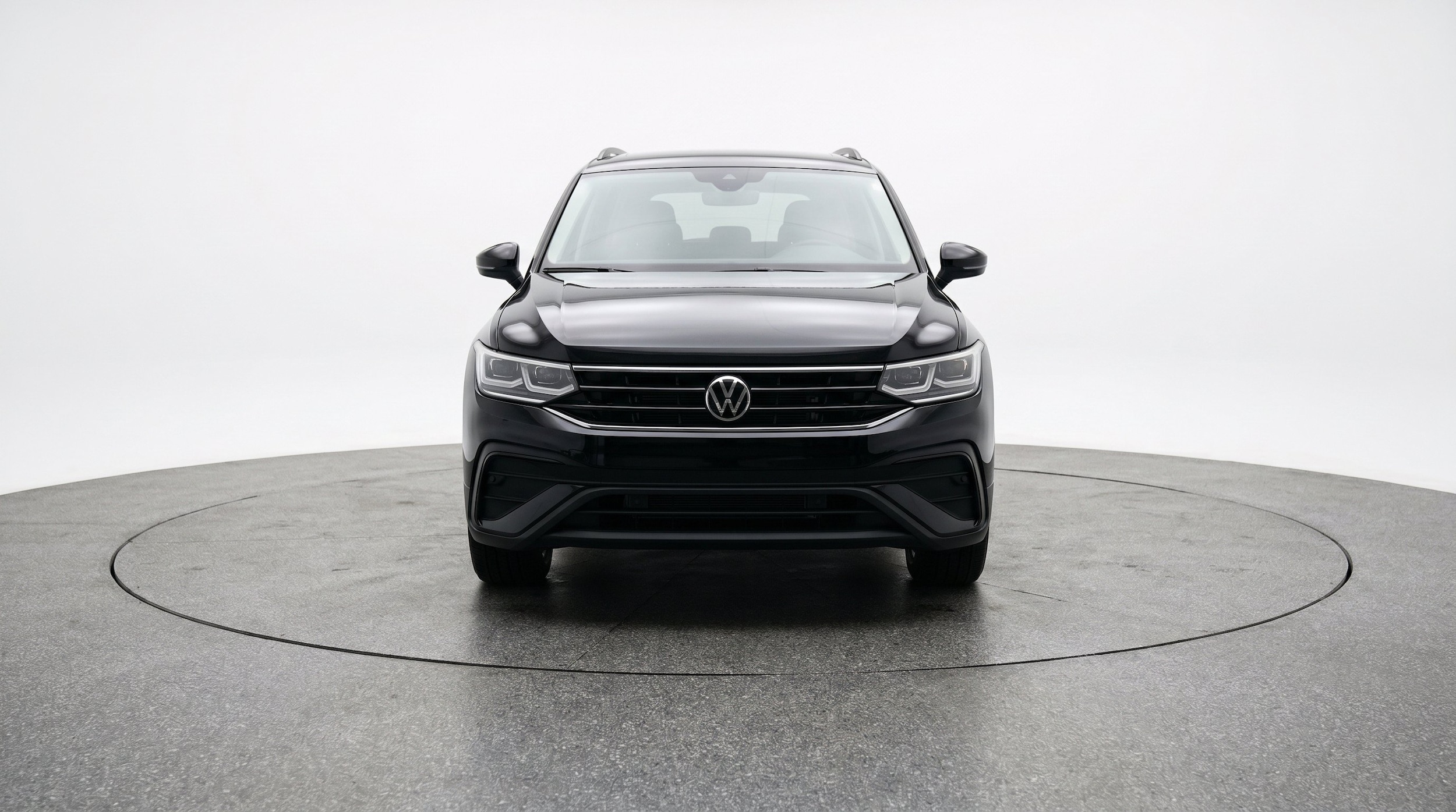 Thumbnail: 2026 Volkswagen Tiguan - 2