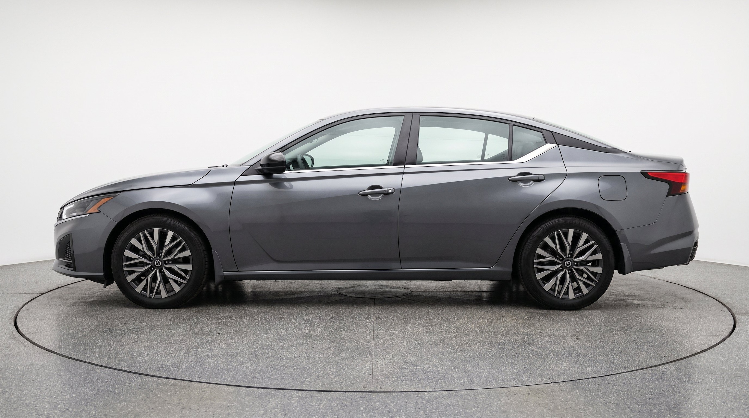 Thumbnail: 2025 Nissan Altima - 5