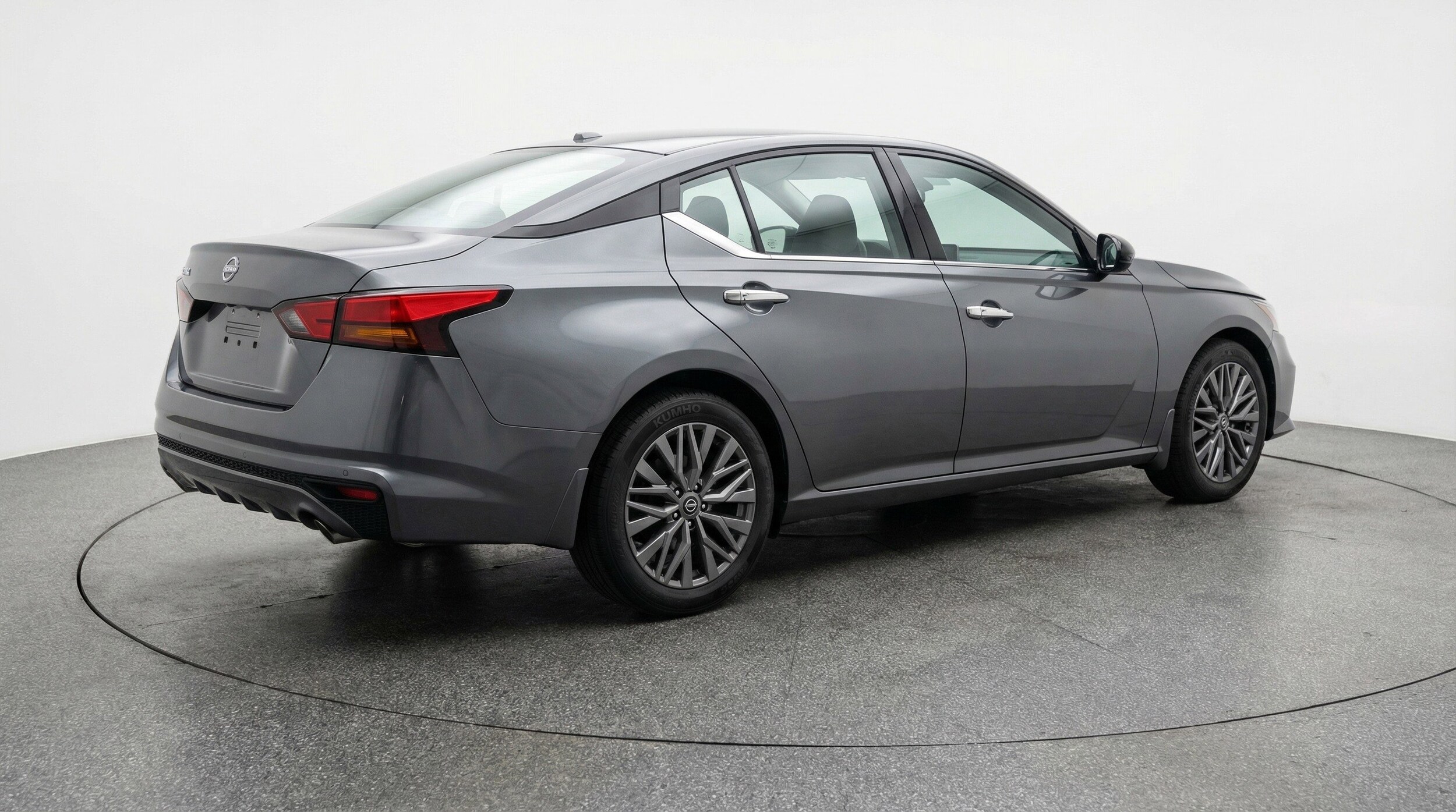 Thumbnail: 2025 Nissan Altima - 9