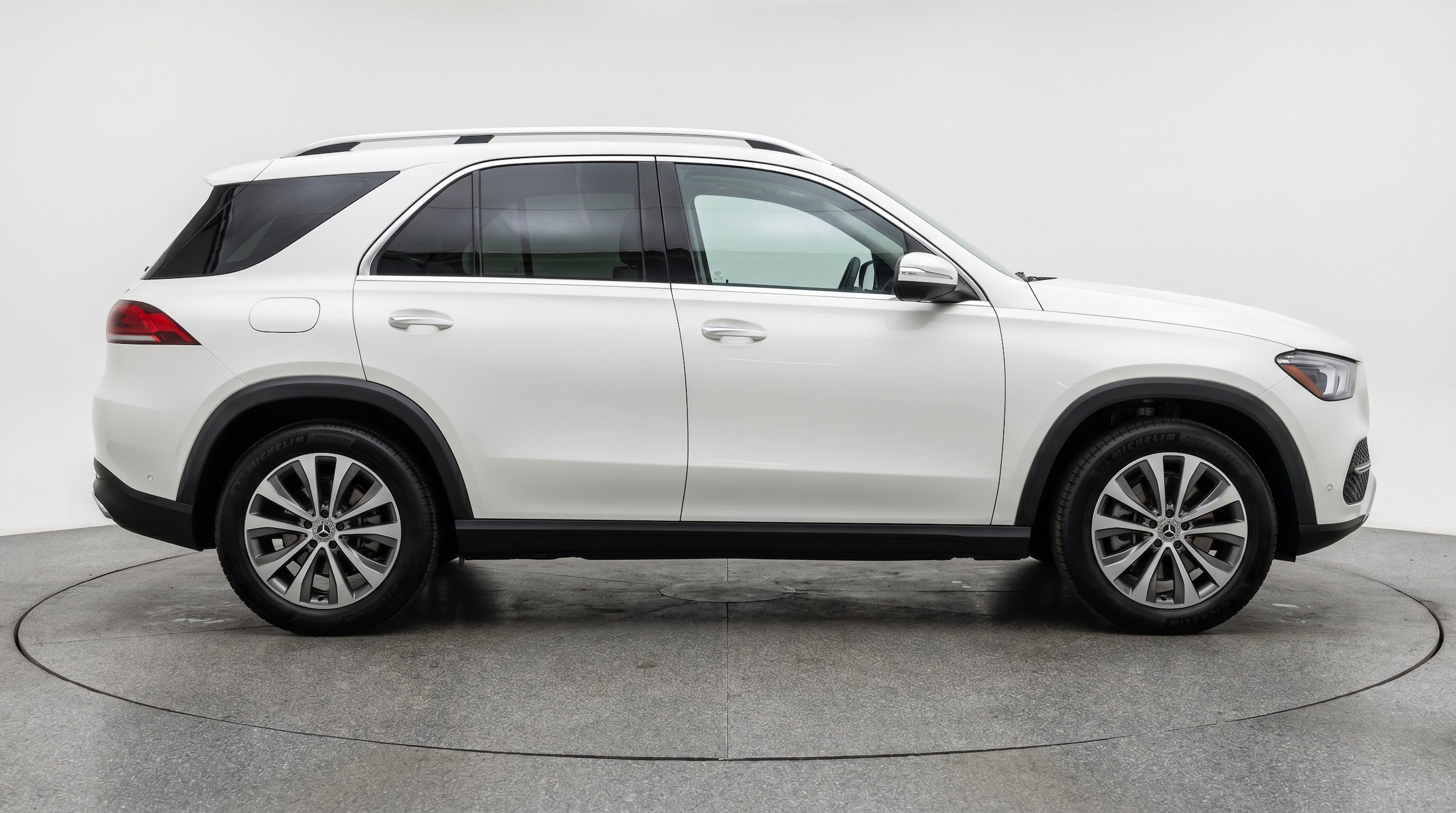 Thumbnail: 2026 Mercedes-Benz GLE - 11