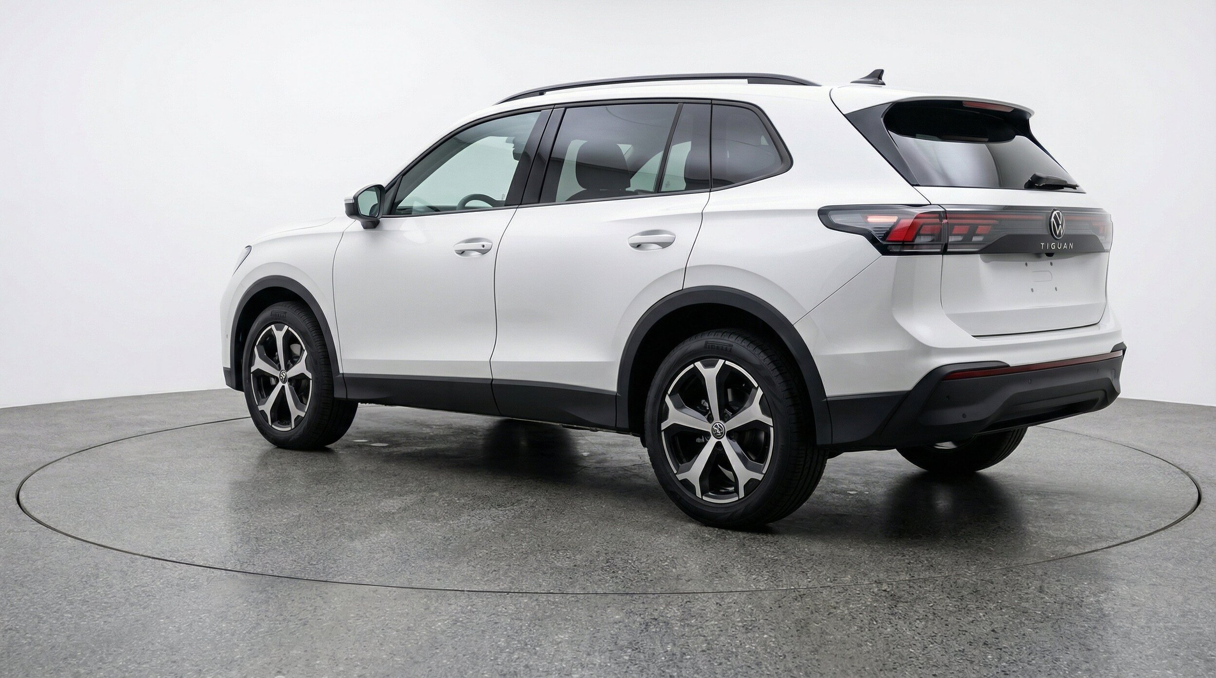 Thumbnail: 2026 Volkswagen Tiguan - 6