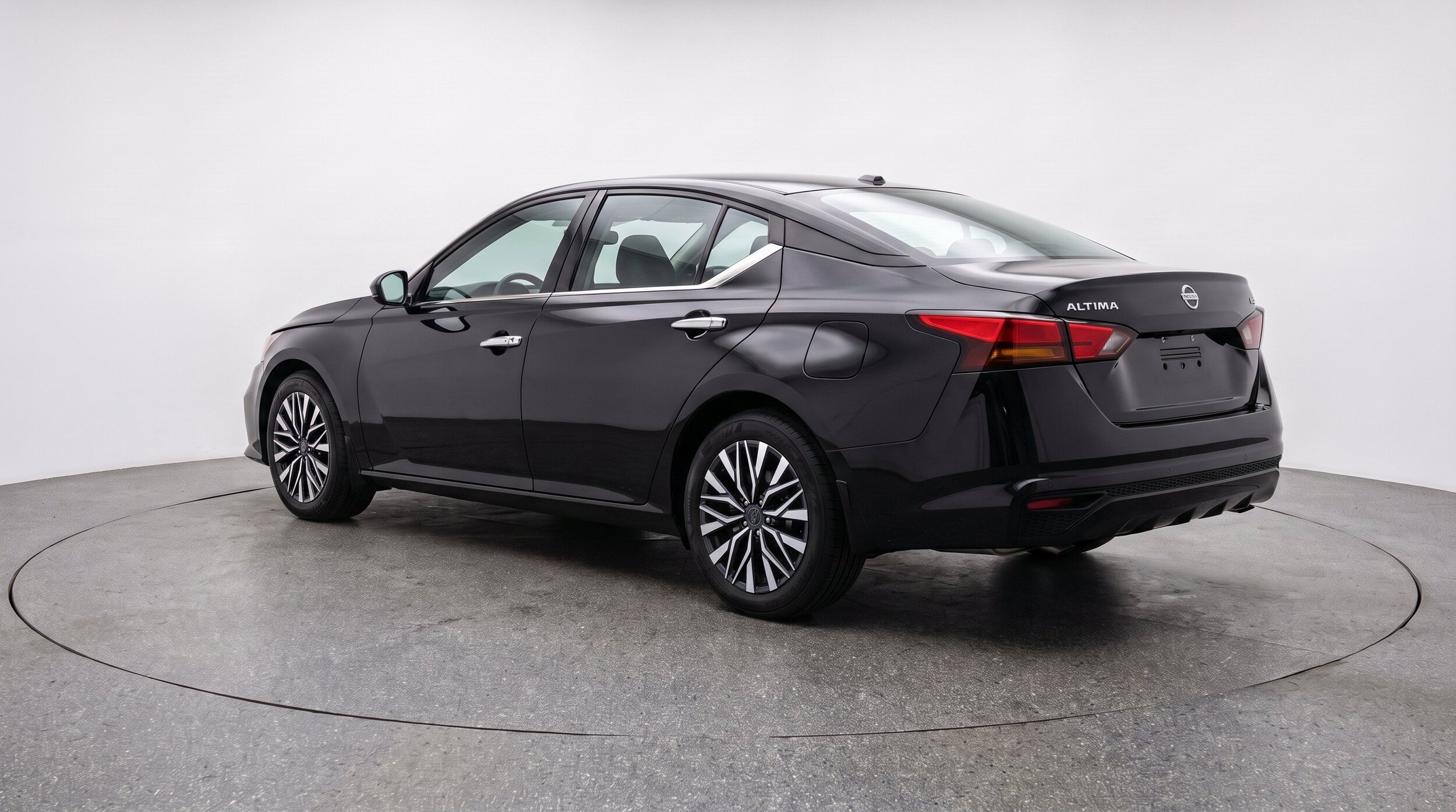 Thumbnail: 2025 Nissan Altima - 6