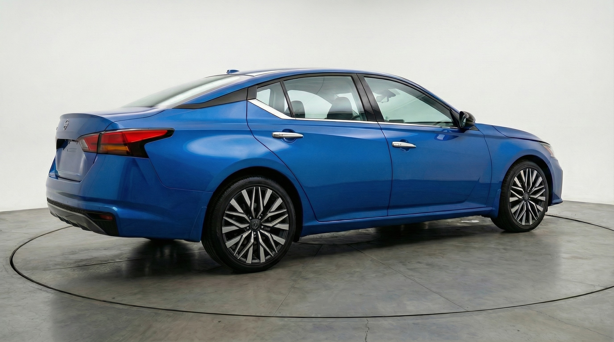 Thumbnail: 2025 Nissan Altima - 7