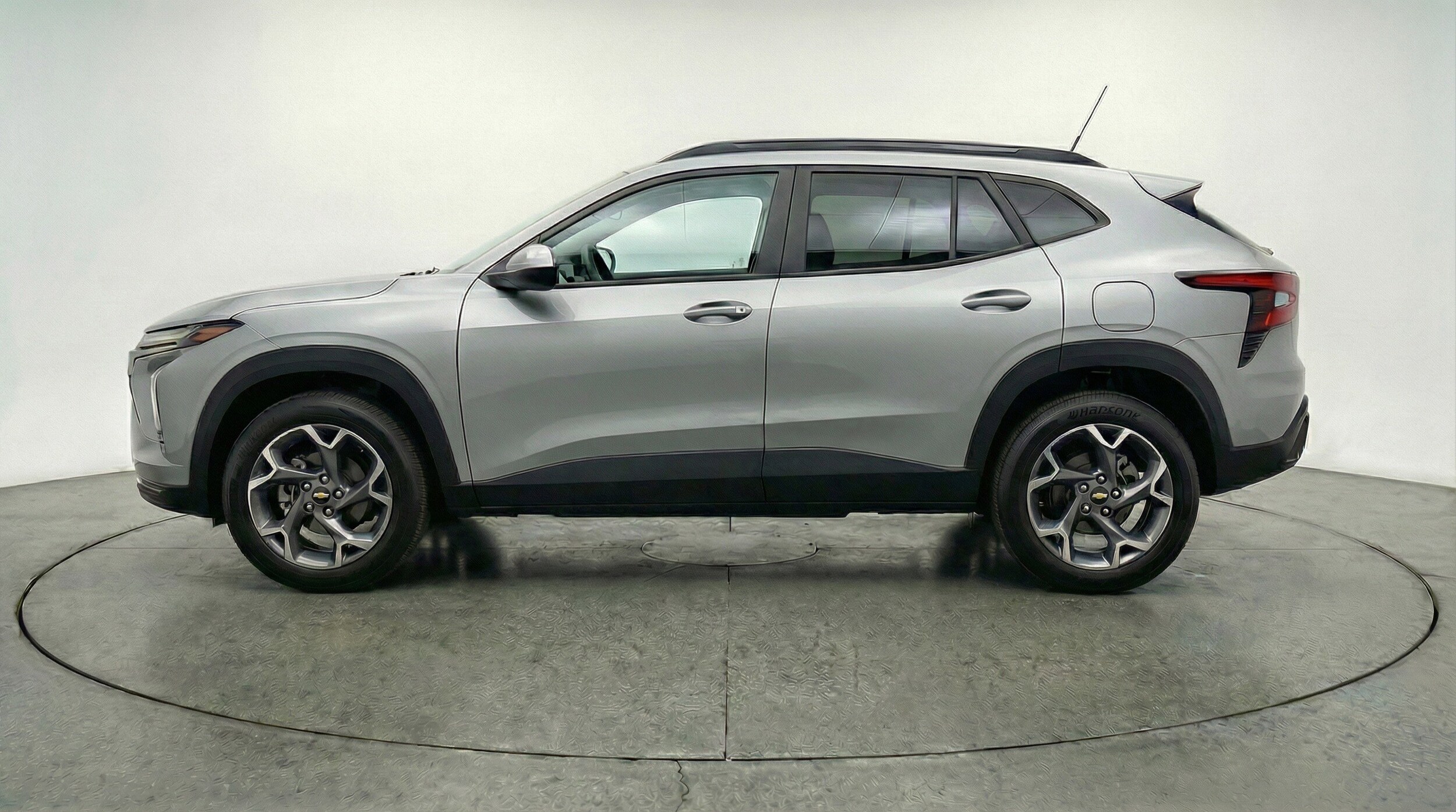 Thumbnail: 2025 Chevrolet Trax - 5