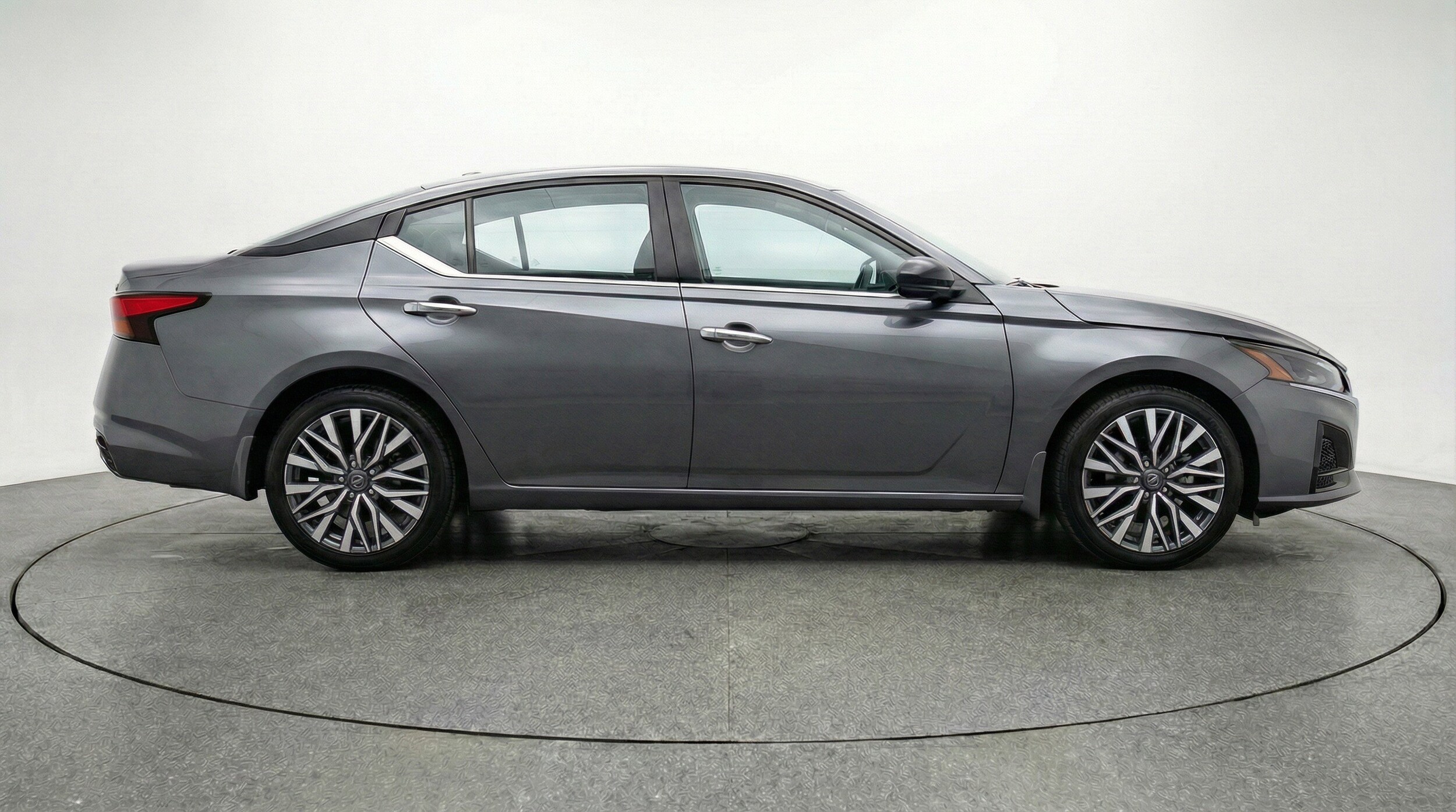 Thumbnail: 2025 Nissan Altima - 11