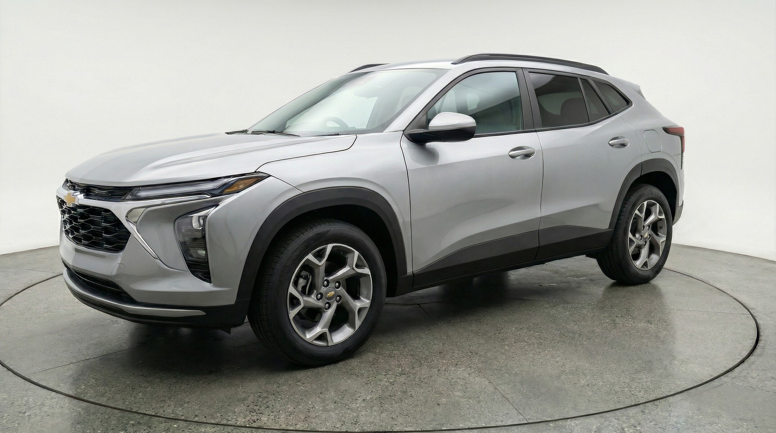 Thumbnail: 2025 Chevrolet Trax - 3