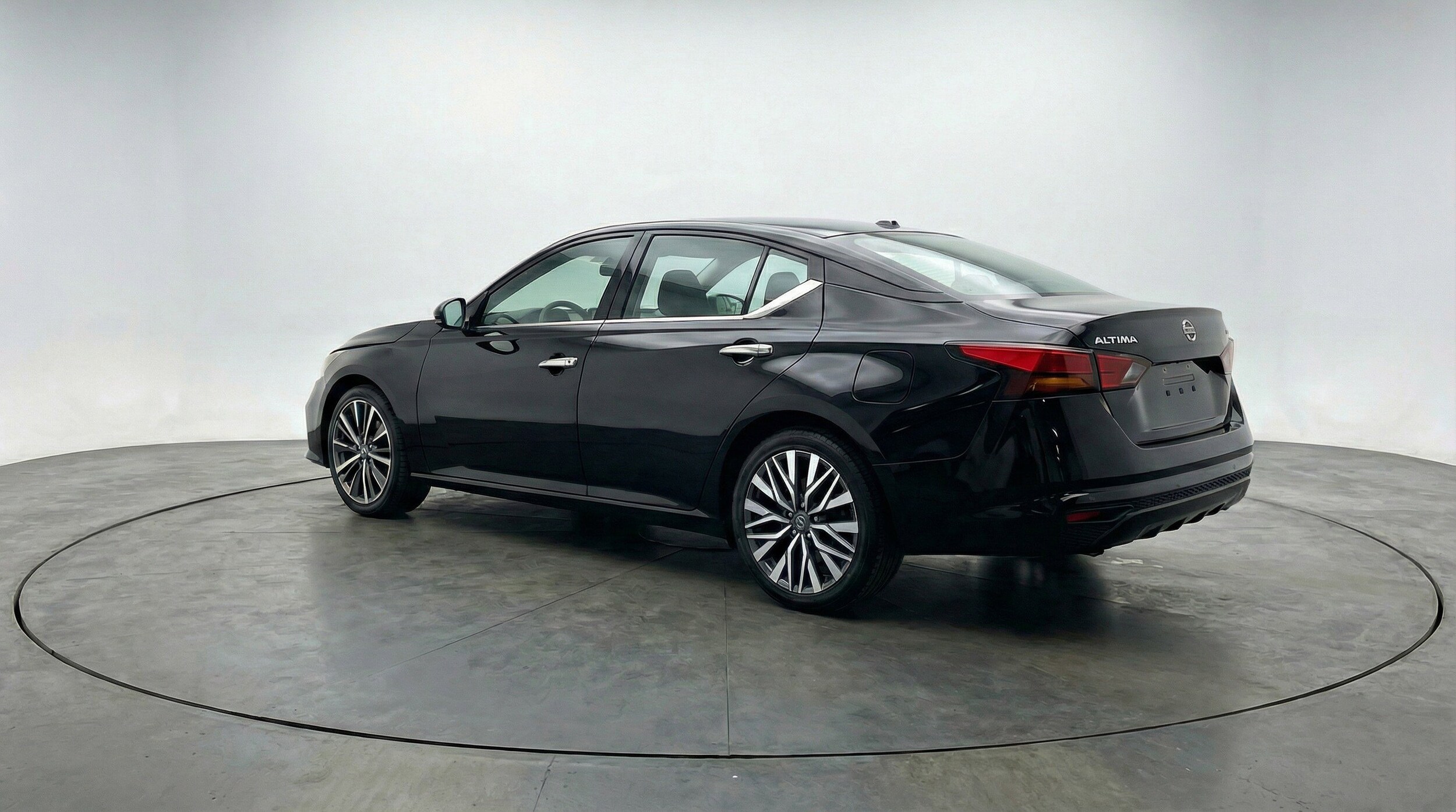 Thumbnail: 2025 Nissan Altima - 6