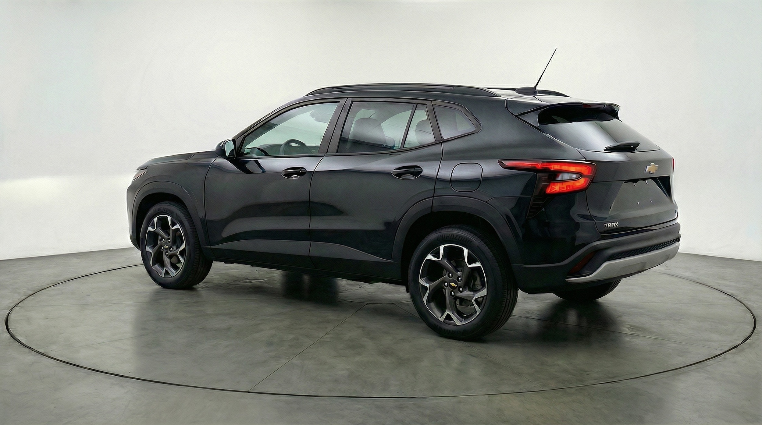 Thumbnail: 2025 Chevrolet Trax - 5