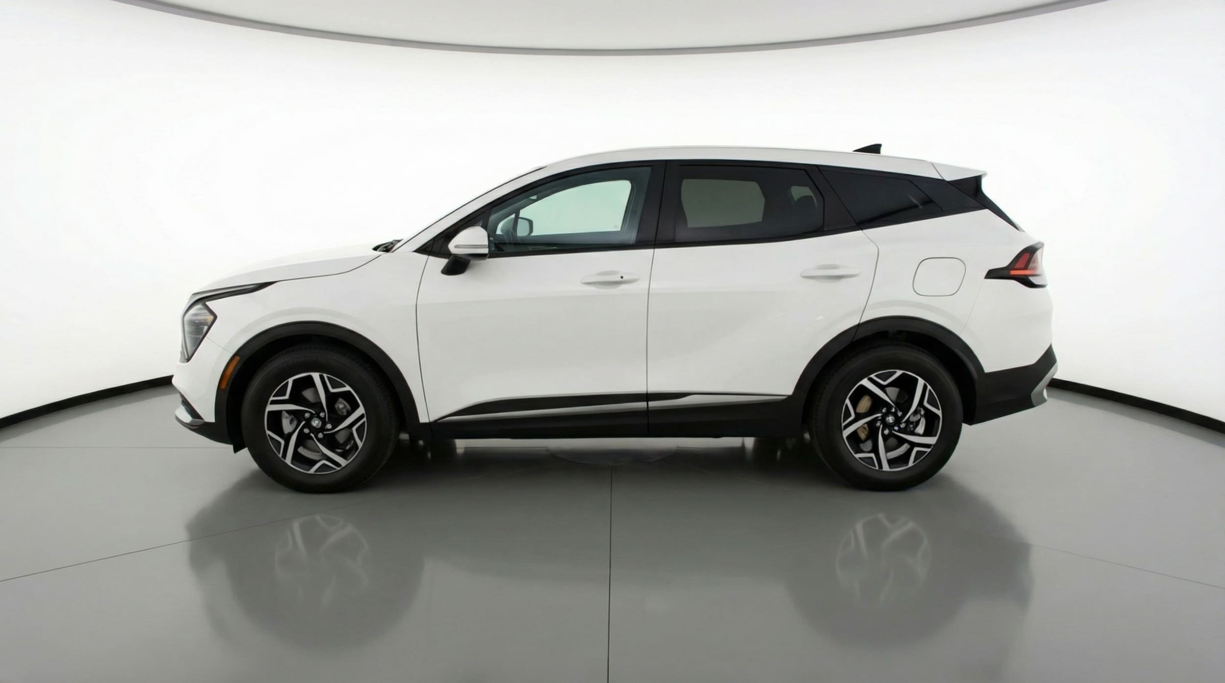 Thumbnail: 2025 Kia Sportage - 4