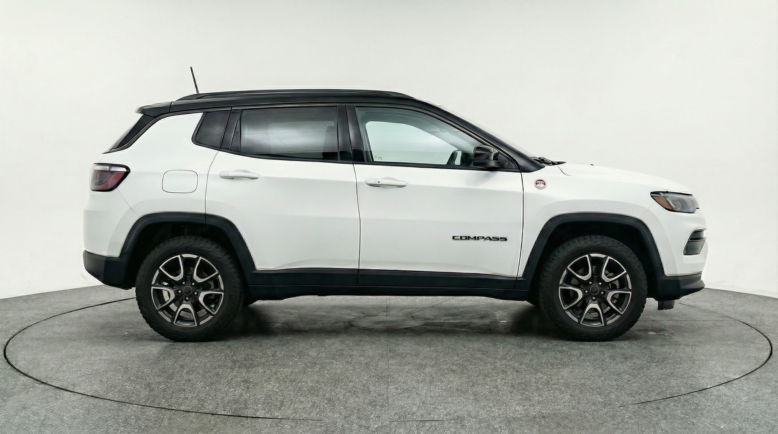 Thumbnail: 2025 Jeep Compass - 8