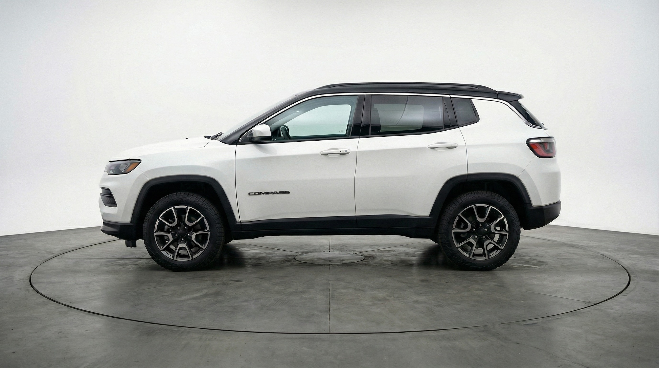 Thumbnail: 2025 Jeep Compass - 4