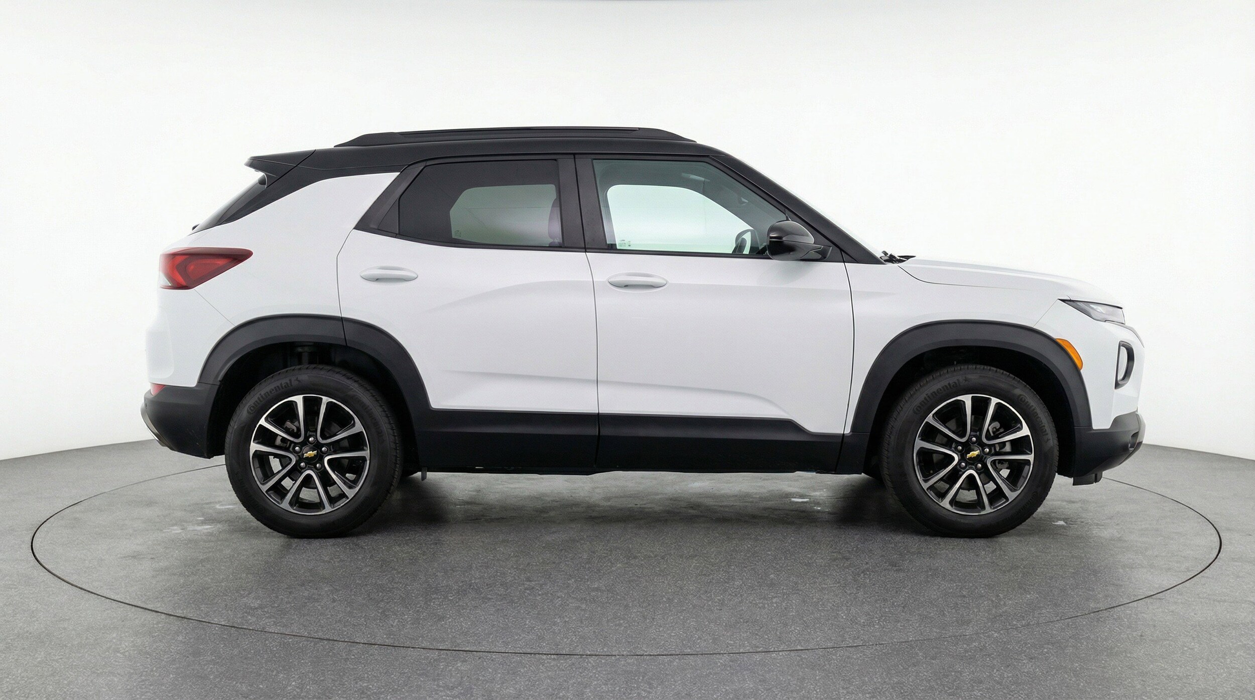 Thumbnail: 2025 Chevrolet TrailBlazer - 11