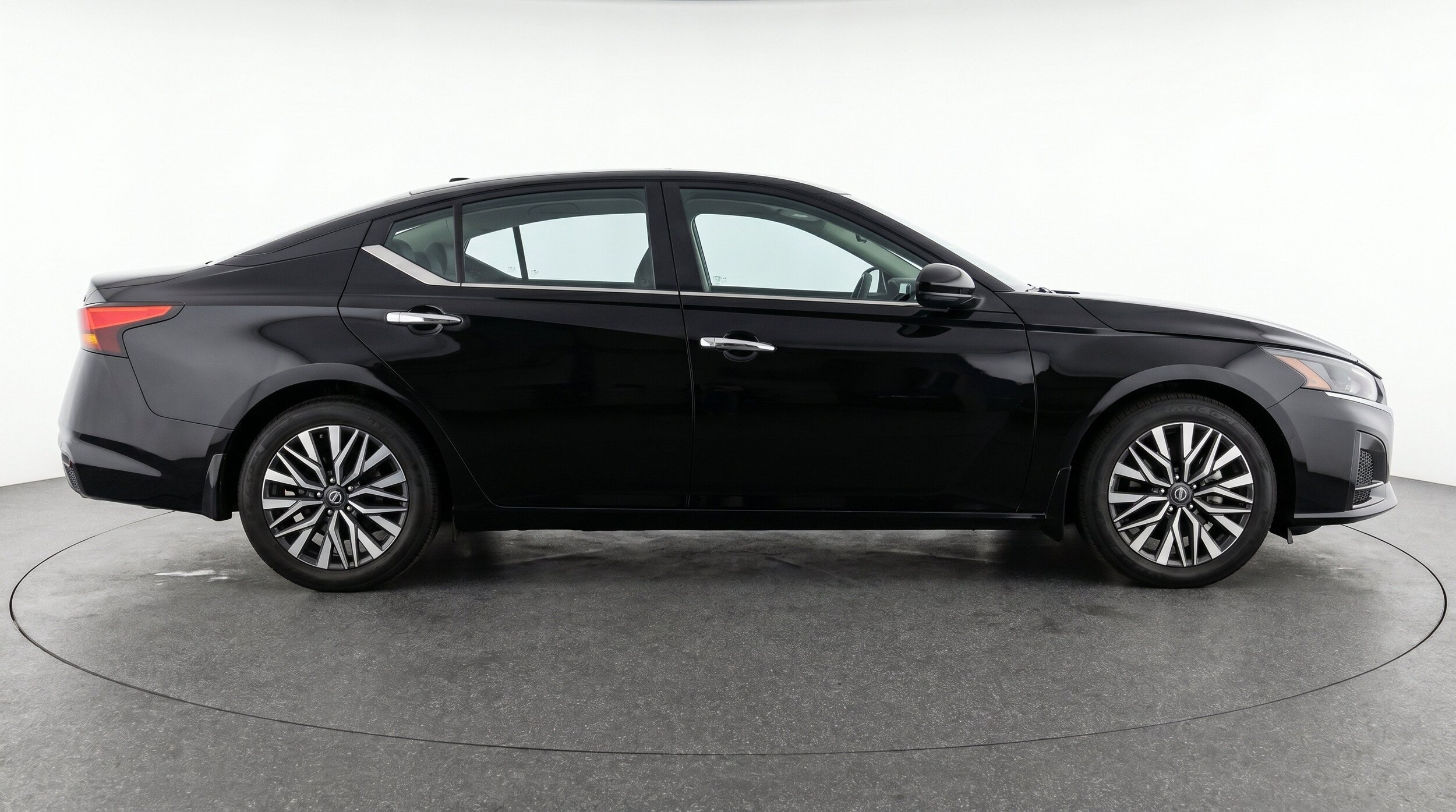 Thumbnail: 2025 Nissan Altima - 11