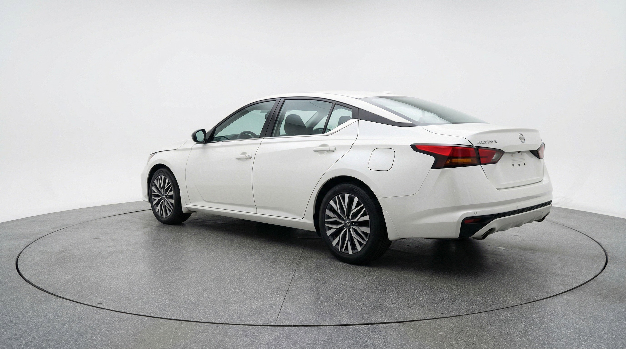 Thumbnail: 2025 Nissan Altima - 6