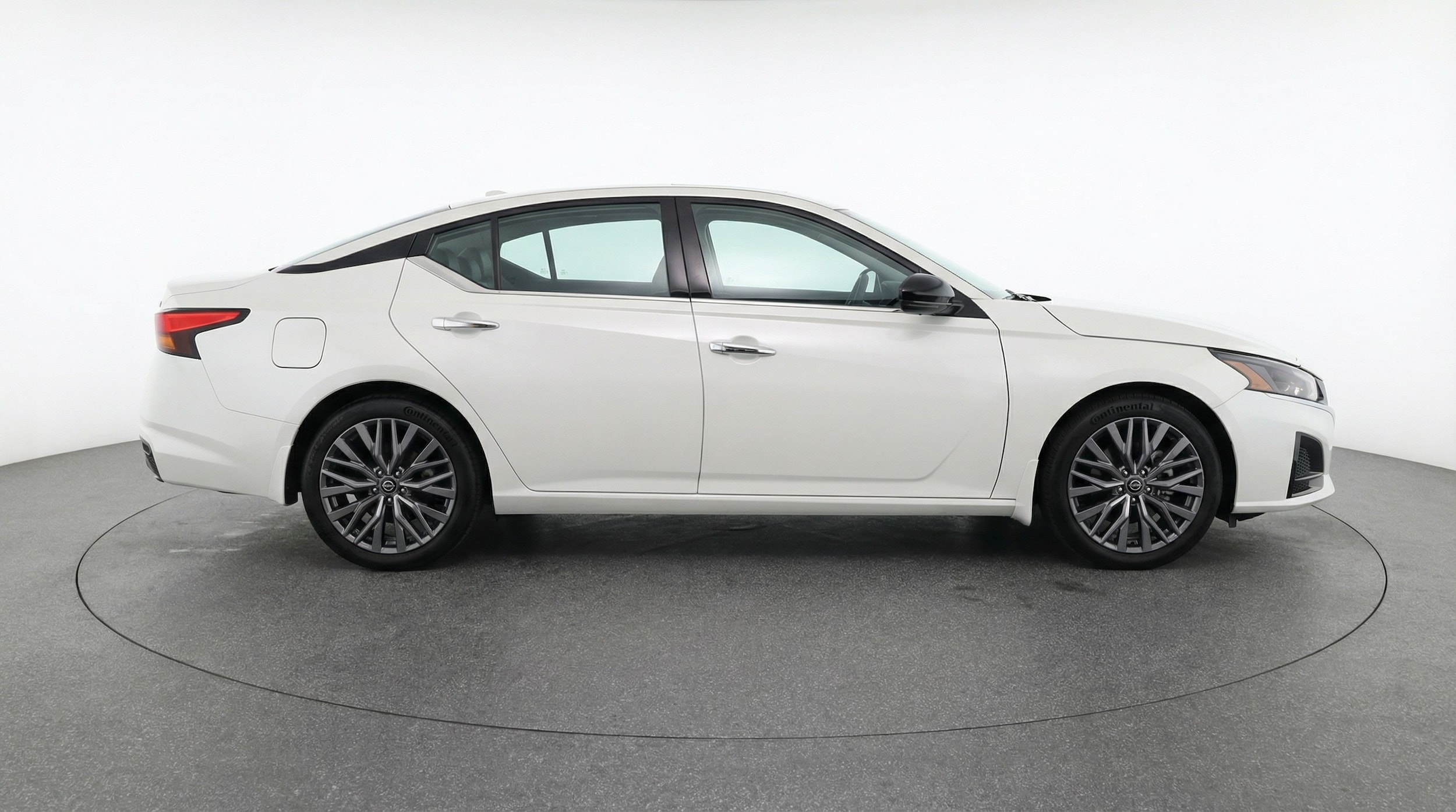 Thumbnail: 2025 Nissan Altima - 8