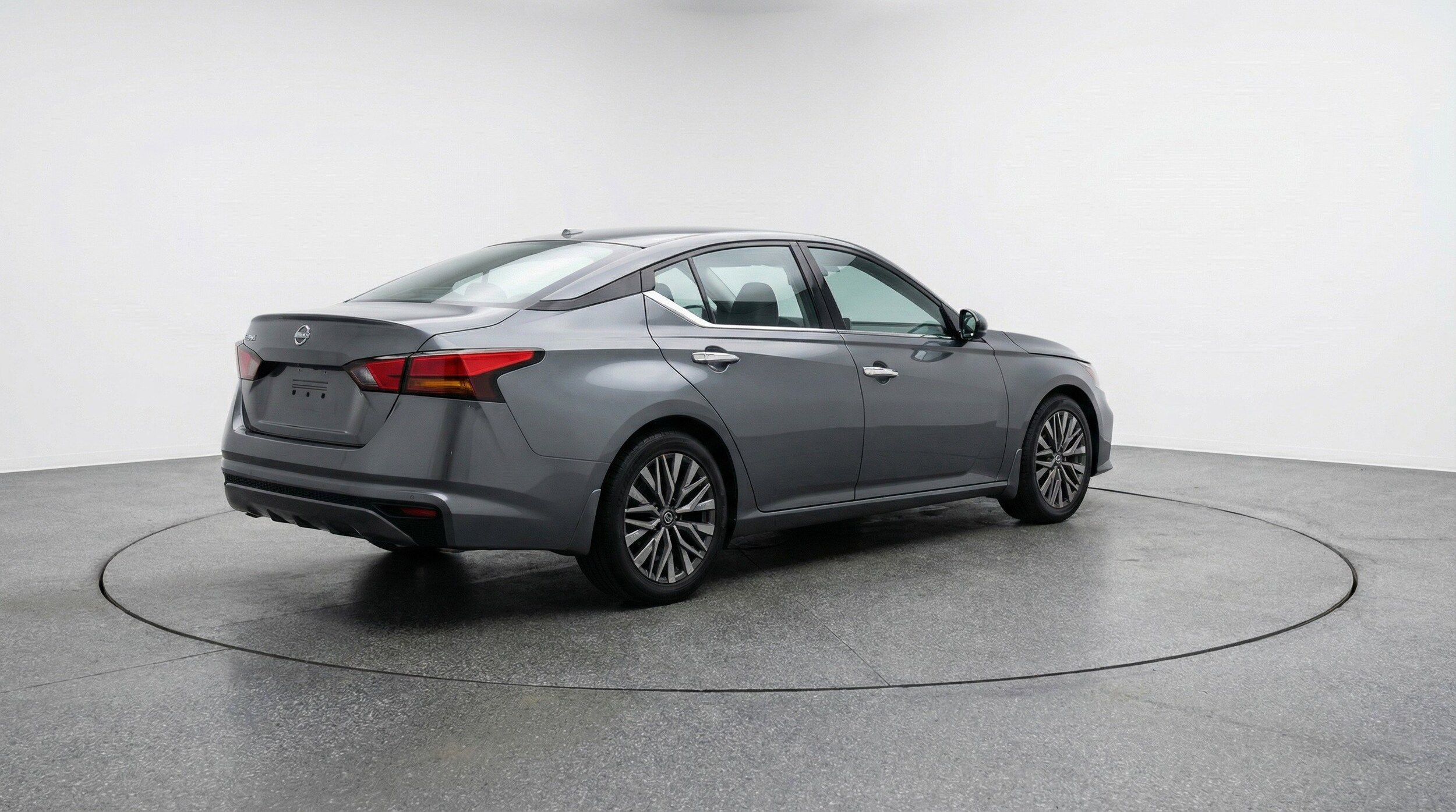 Thumbnail: 2025 Nissan Altima - 9