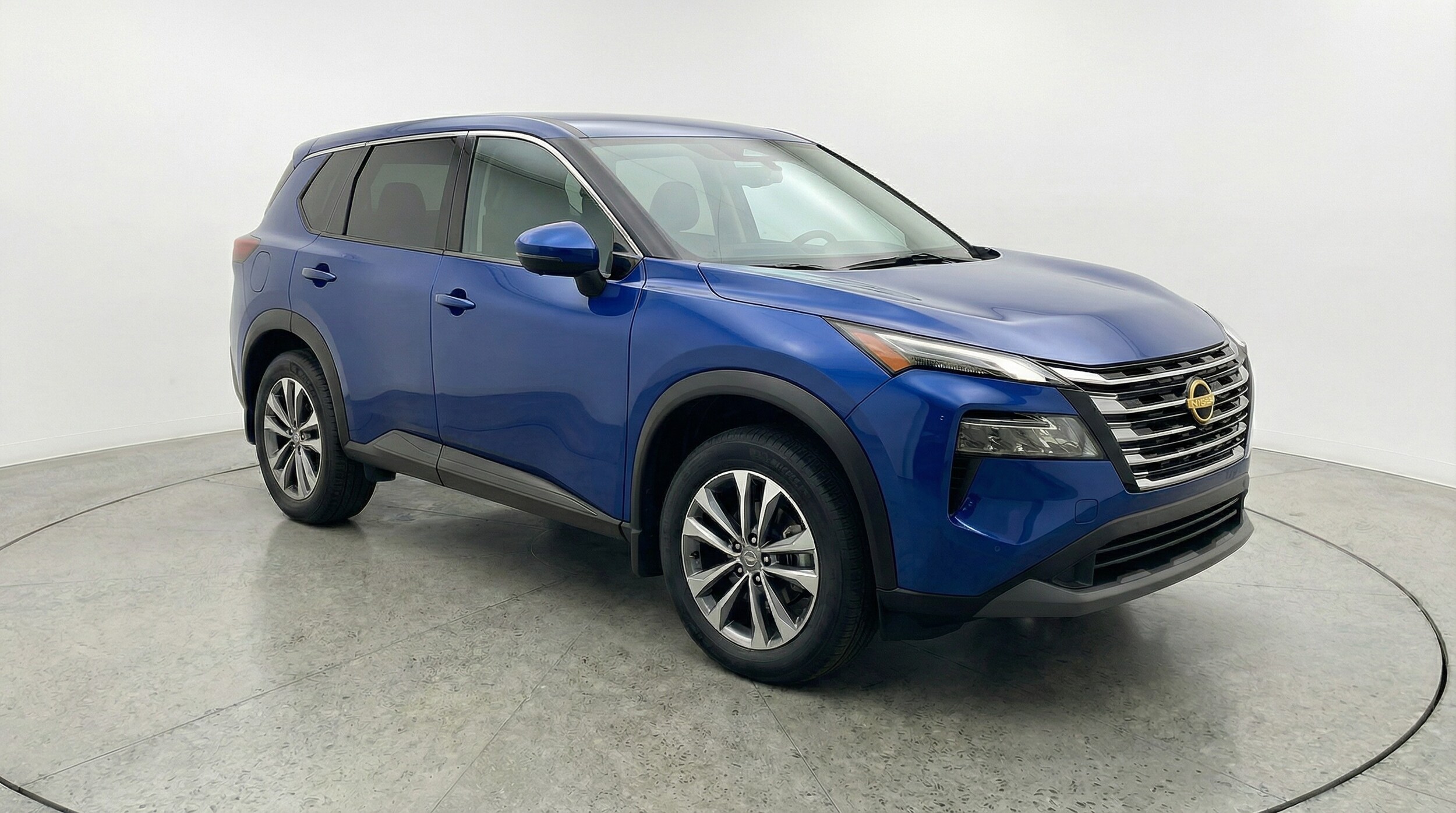 Thumbnail: 2025 Nissan Rogue - 1