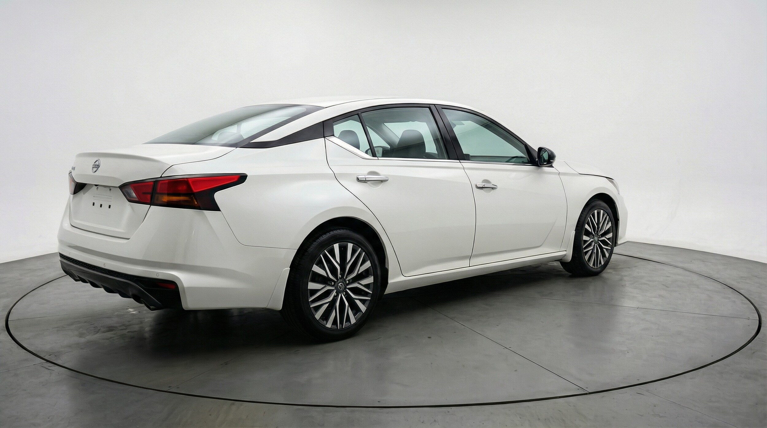 Thumbnail: 2025 Nissan Altima - 7