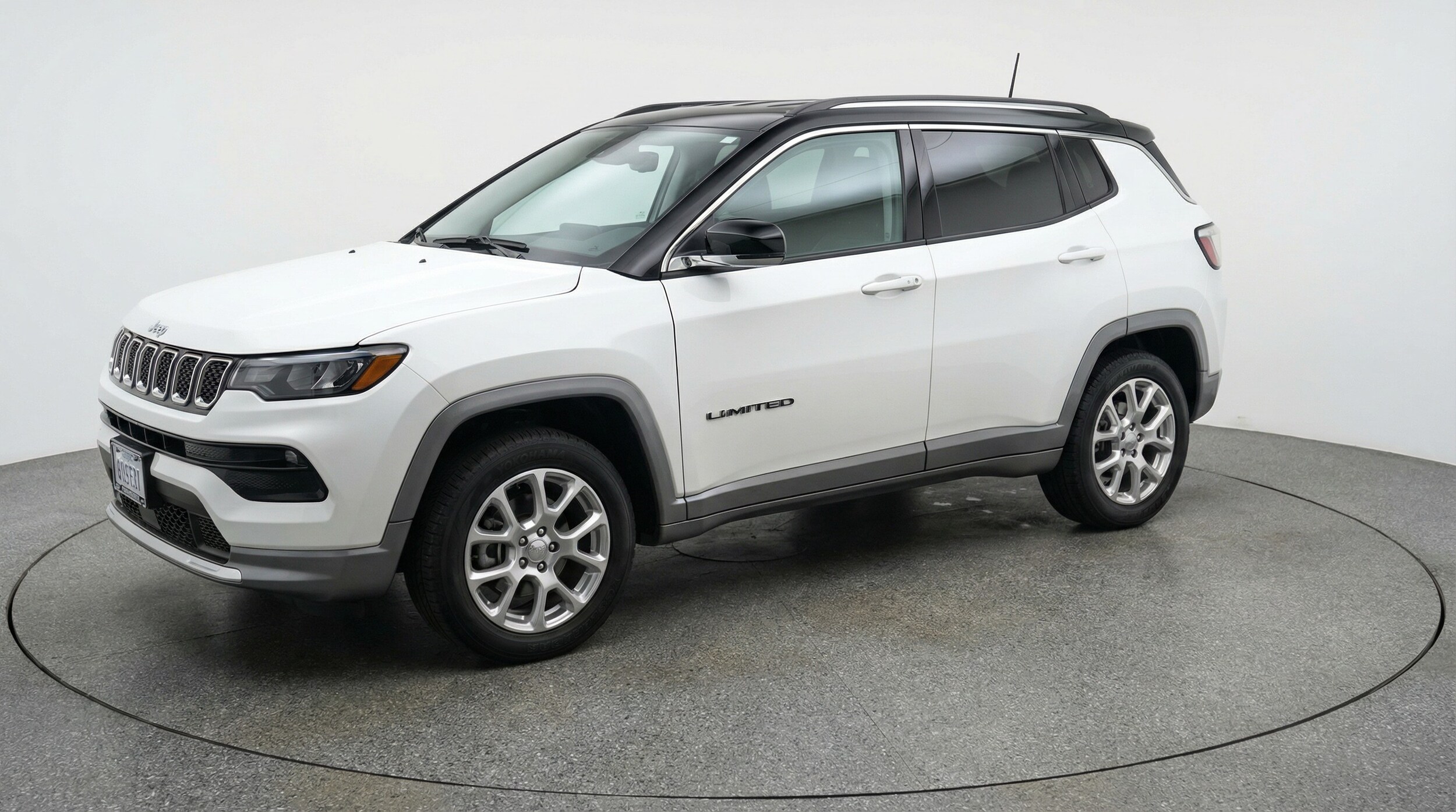 Thumbnail: 2025 Jeep Compass - 3