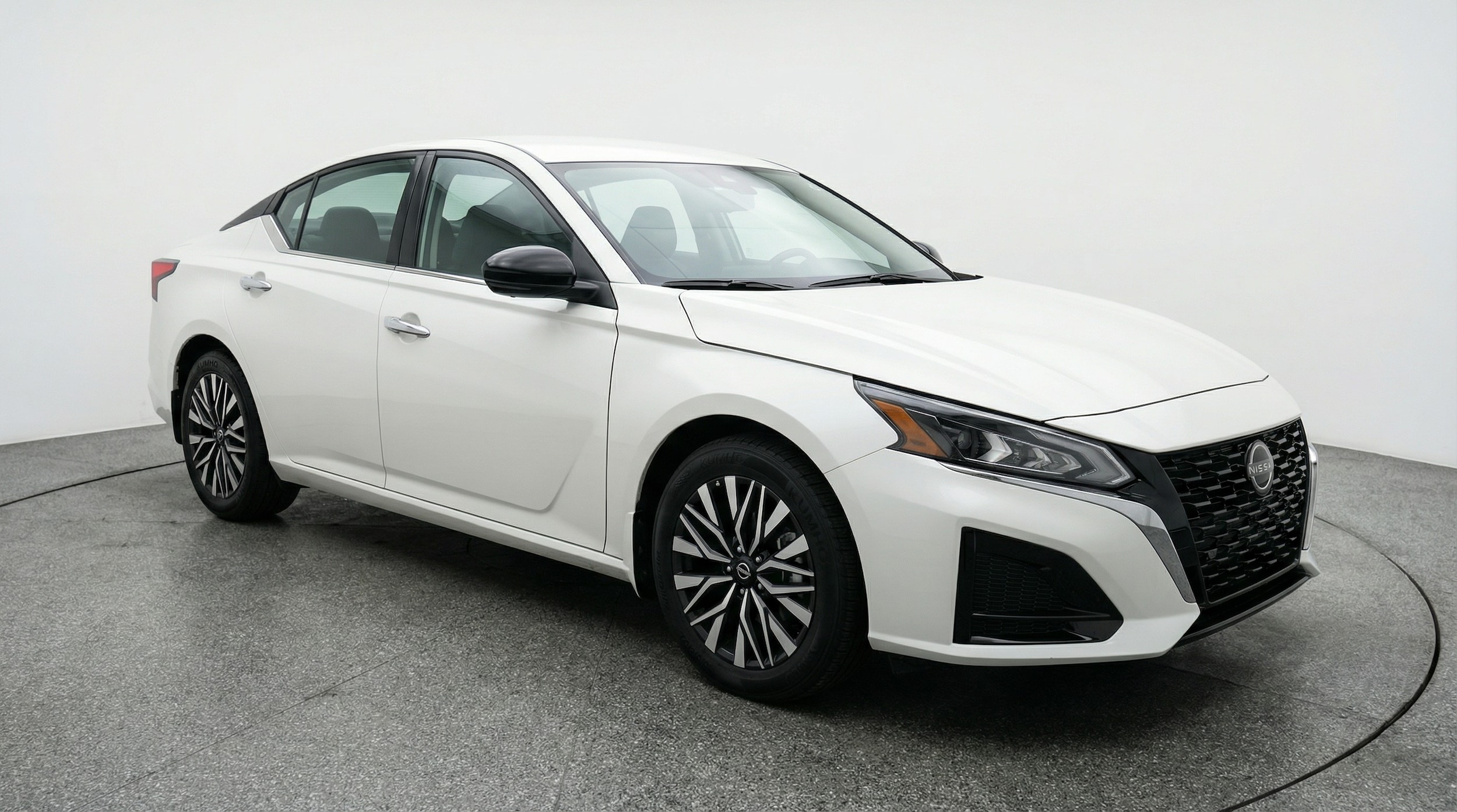 Thumbnail: 2025 Nissan Altima - 1