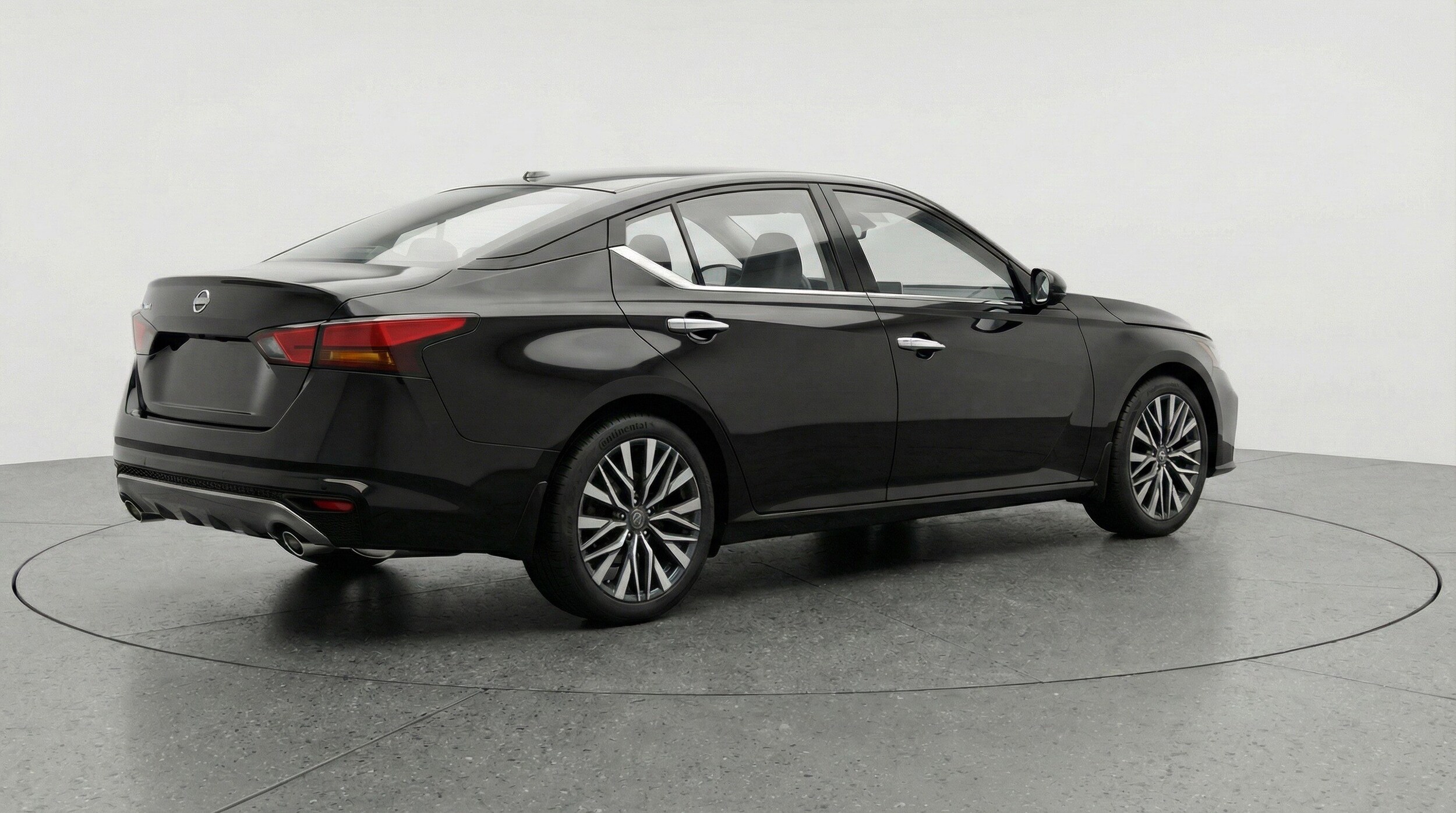 Thumbnail: 2025 Nissan Altima - 9