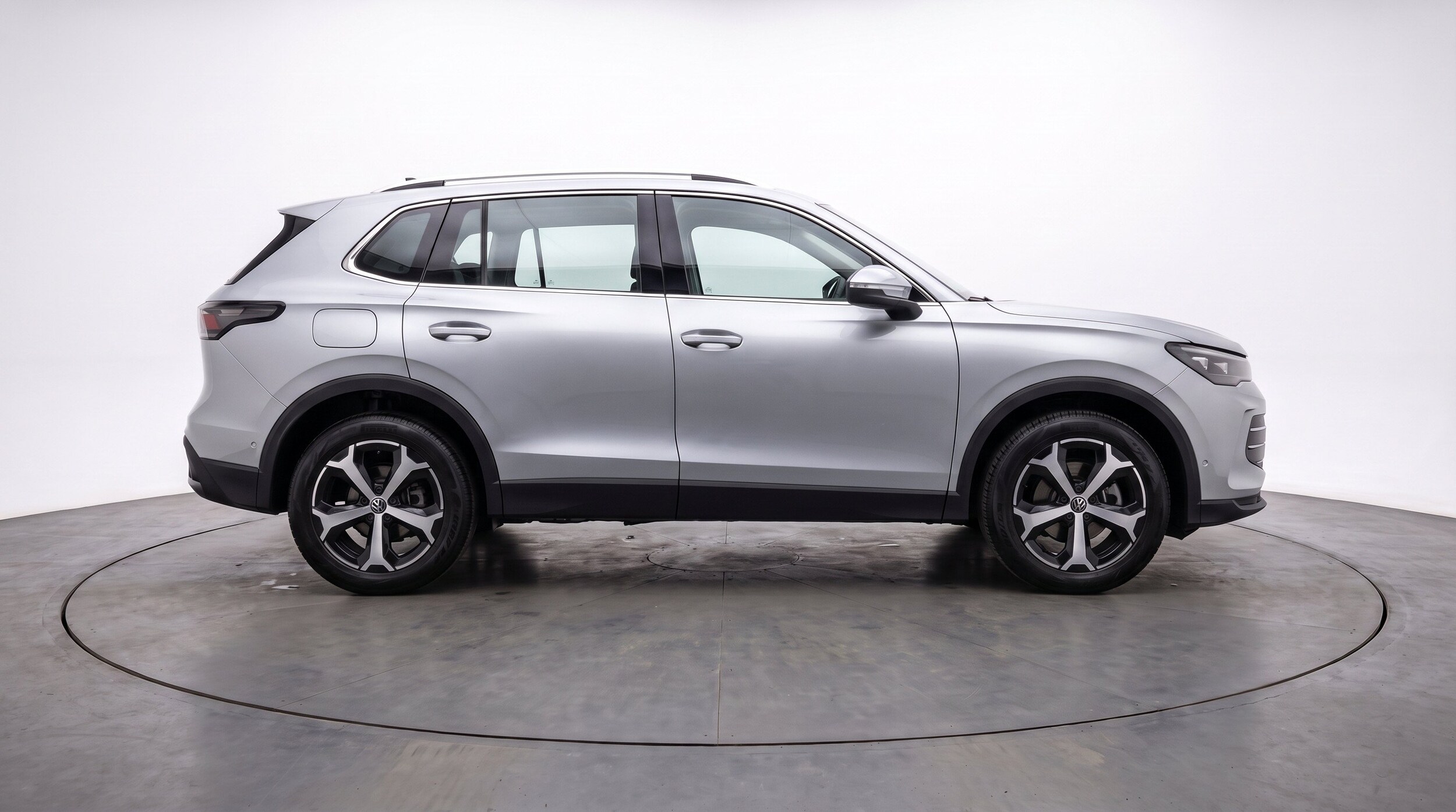 Thumbnail: 2026 Volkswagen Tiguan - 11