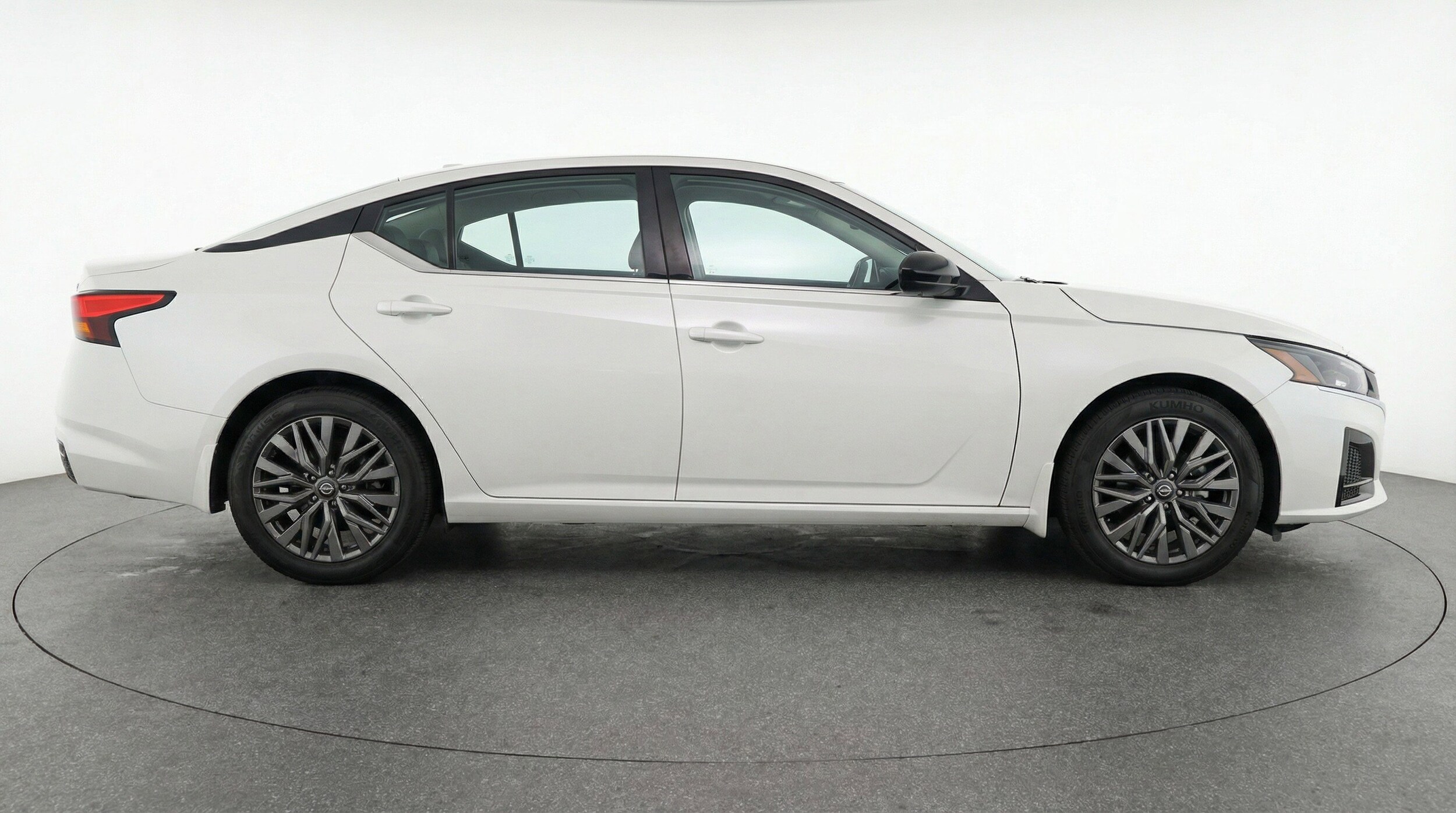 Thumbnail: 2025 Nissan Altima - 11