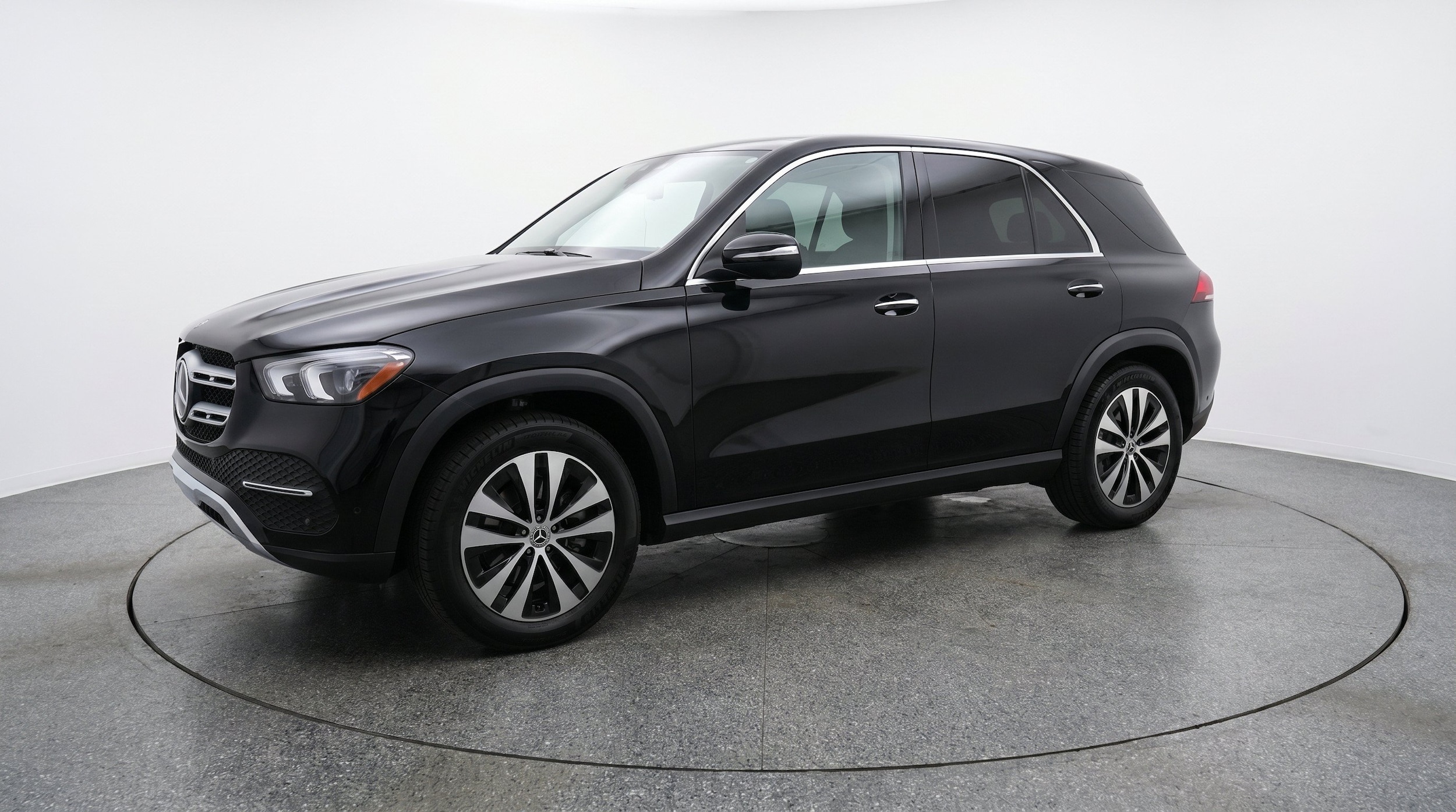 Thumbnail: 2026 Mercedes-Benz GLE - 3